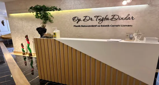 Von der Klinik bereitgestelltes Foto von Dr. Tuğba Dindar