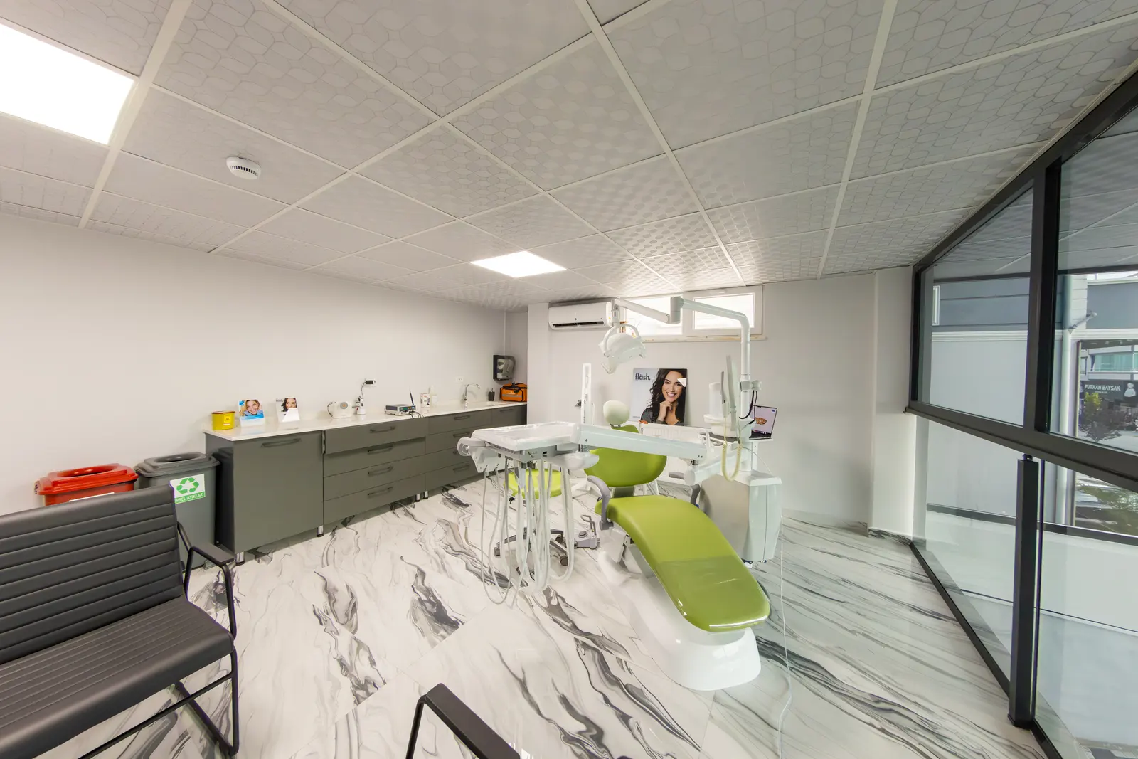 Von der Klinik bereitgestelltes Foto von Cevatzade Dental