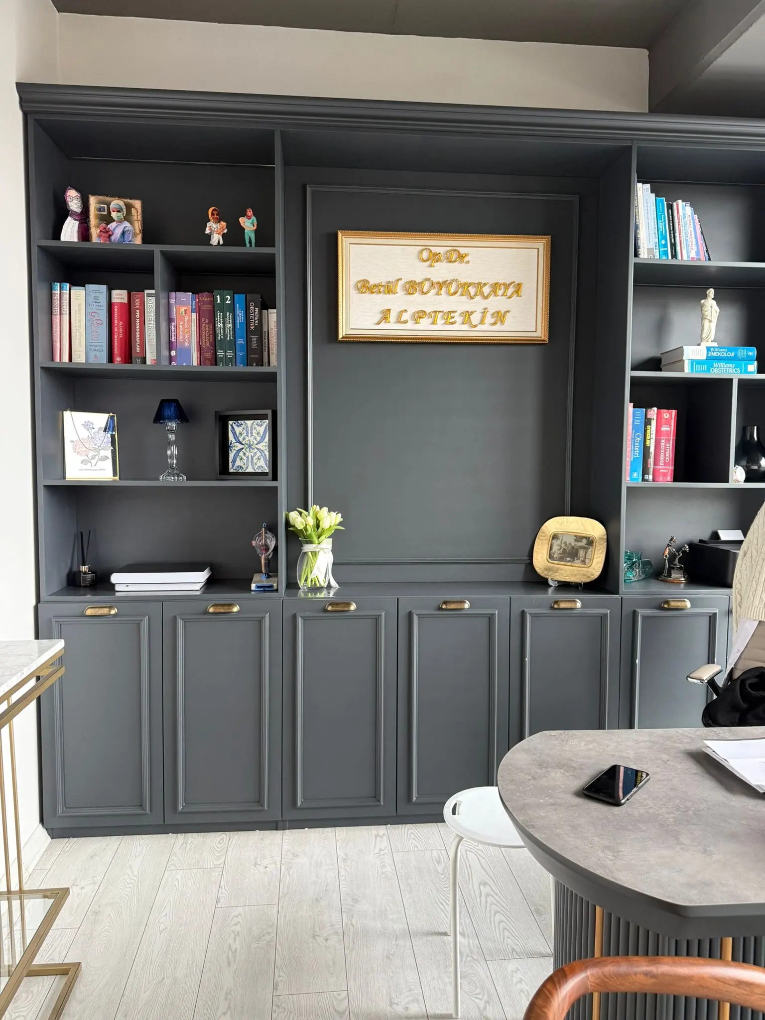 Clinic-provided photograph of Dr Betül Büyükkaya Alptekin