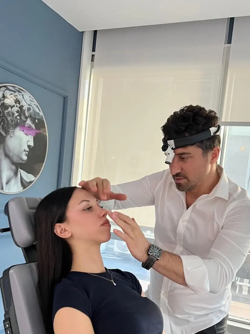 Clinic-provided photograph of Dr Tolga Oğuzhan