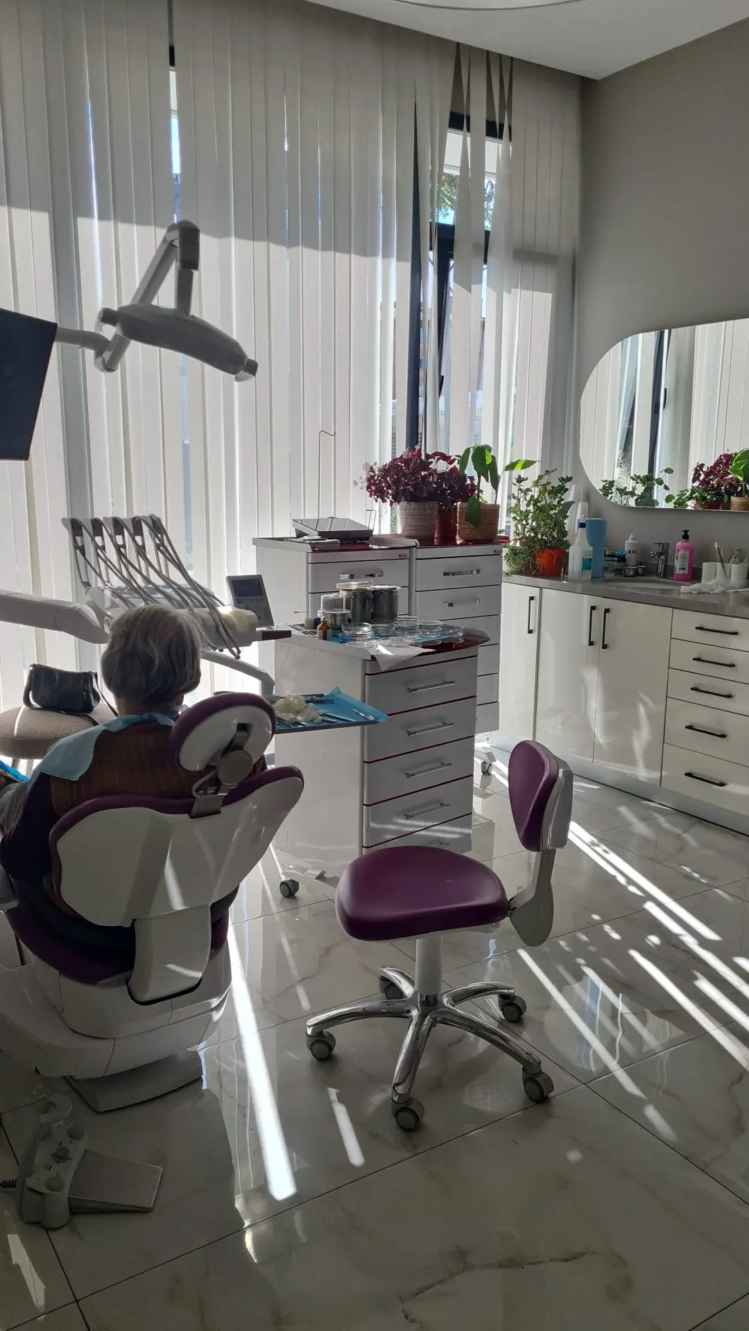 Von der Klinik bereitgestelltes Foto von Oma Zahnklinik
