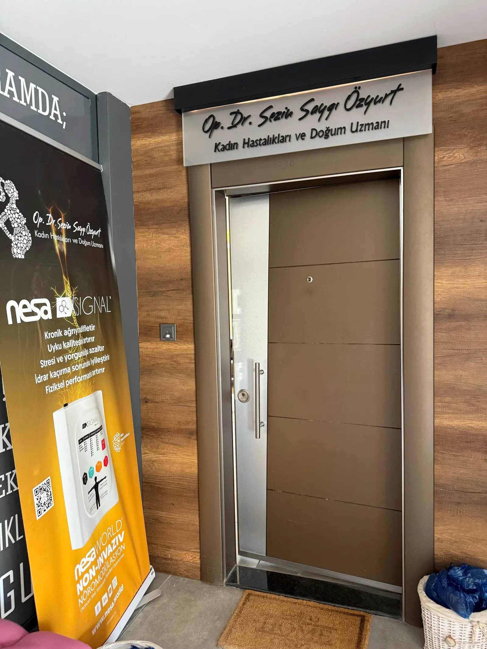 Clinic-provided photograph of Dr Sezin Özyurt