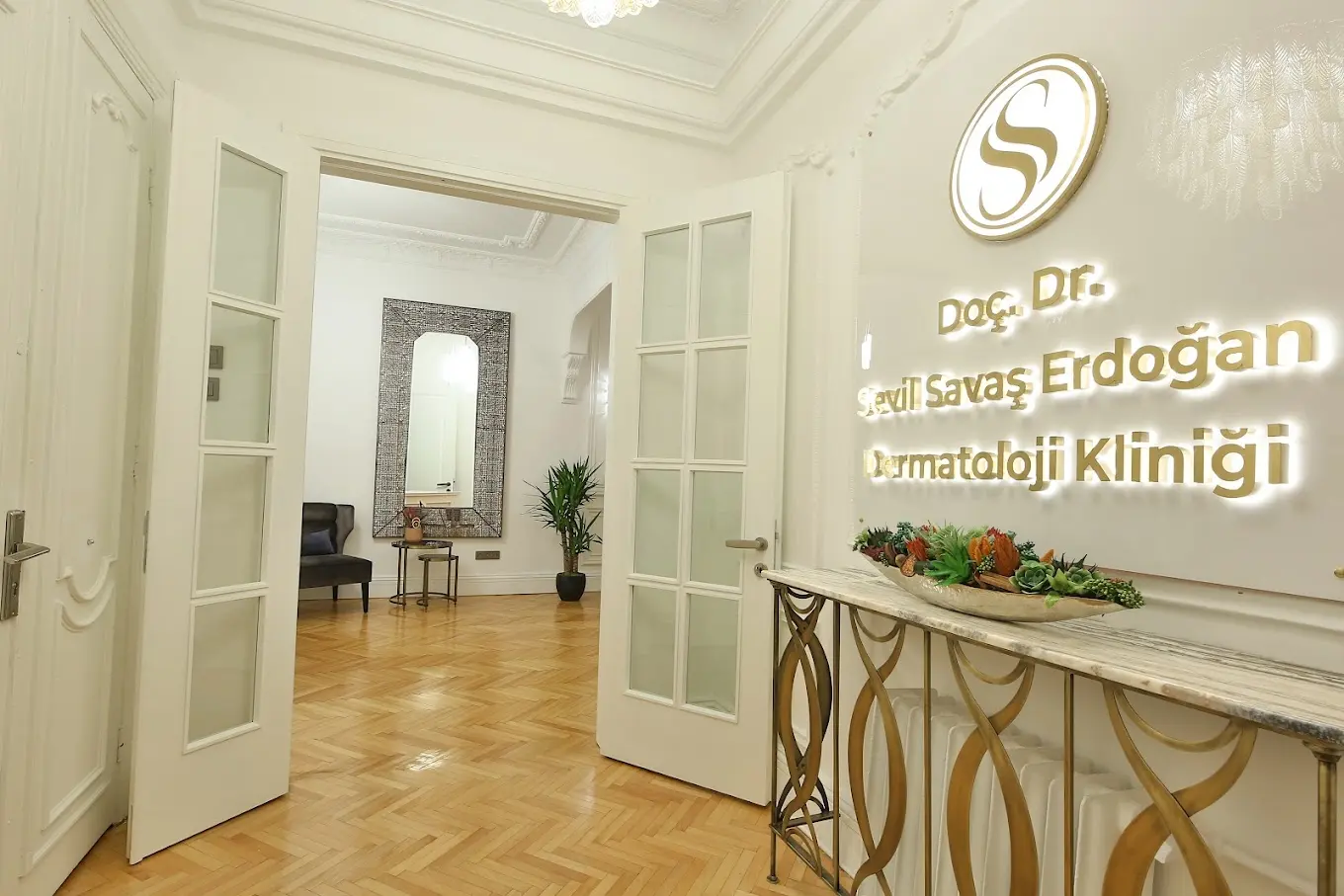 Von der Klinik bereitgestelltes Foto von Assoc. Prof. Dr. Sevil Savaş Erdoğan