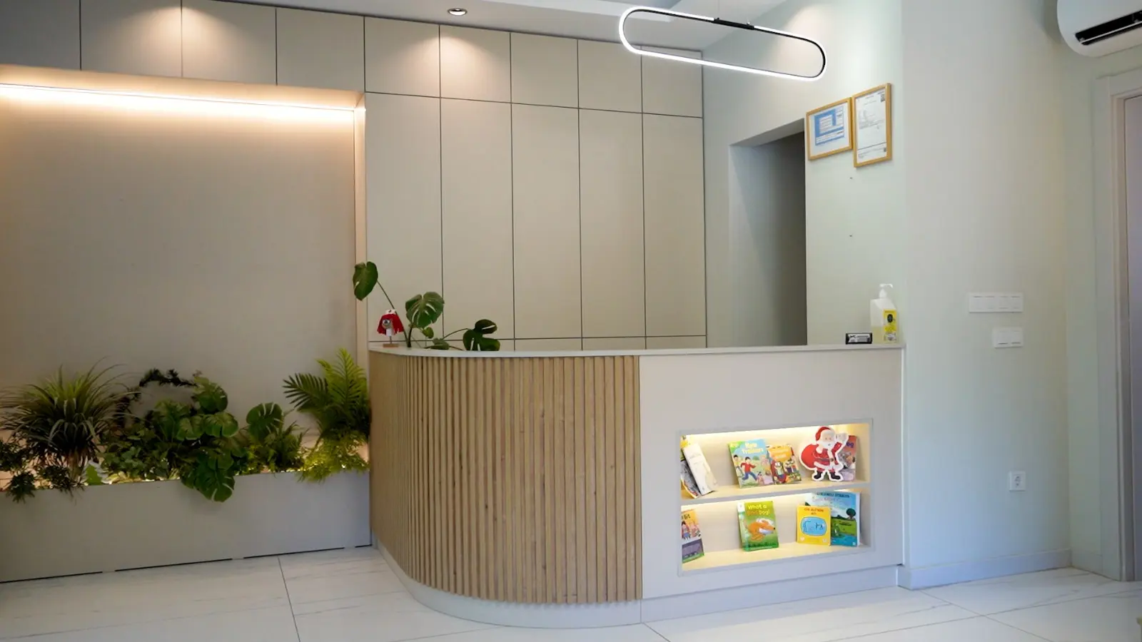 Clinic-provided photograph of Assoc. Prof. Dr Murat Kaya