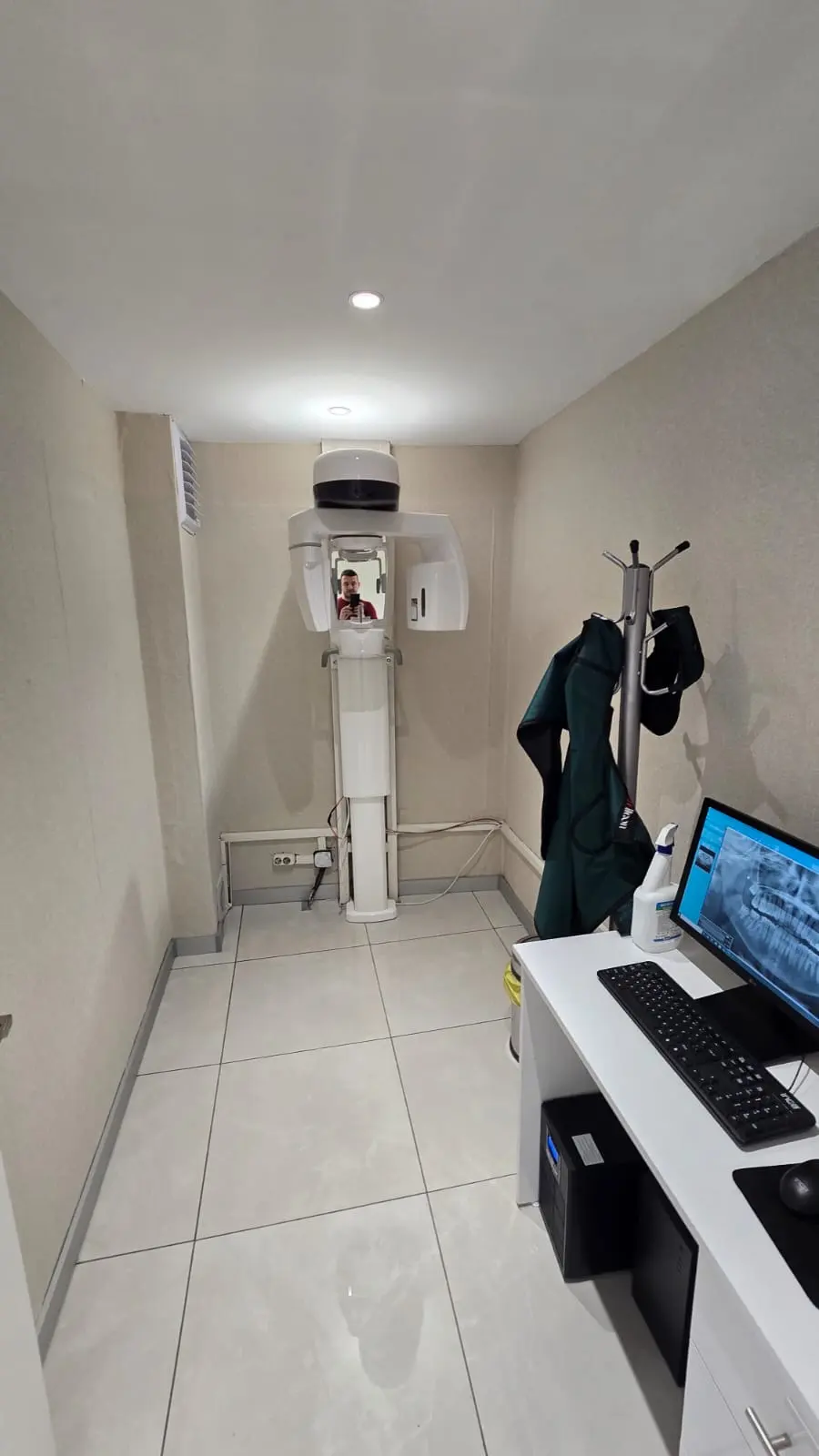 Clinic-provided photograph of Eliz Dental Clinic