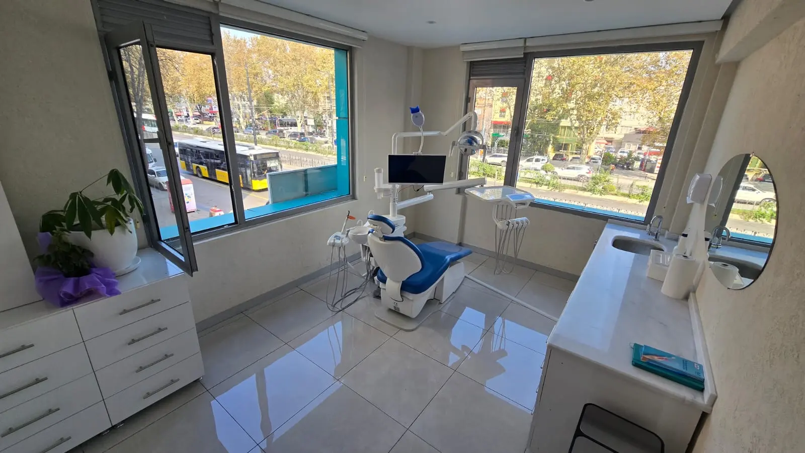 Clinic-provided photograph of Eliz Dental Clinic