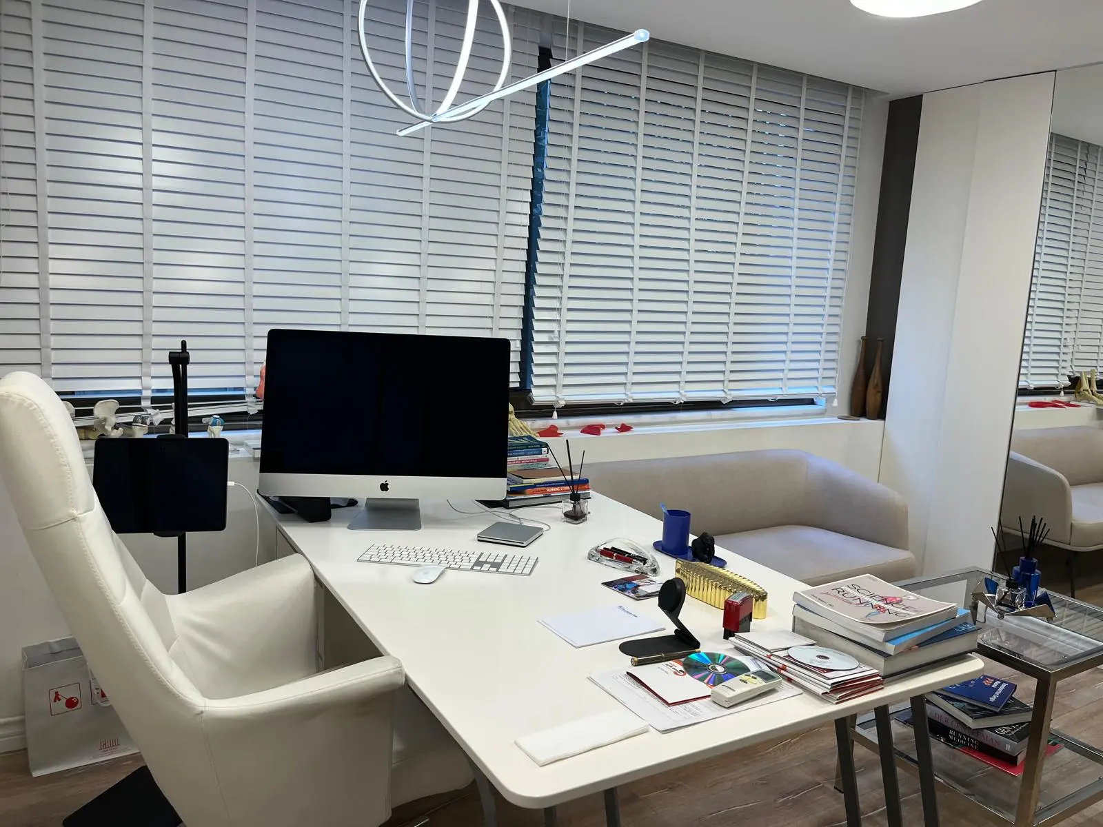 Clinic-provided photograph of Dr Utku Erdem Özer