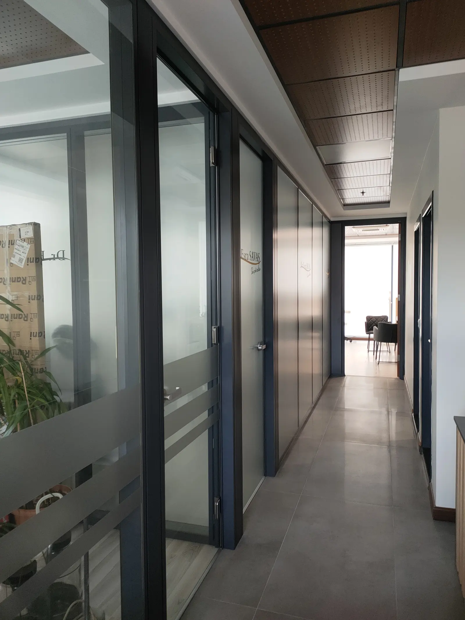 Clinic-provided photograph of Dr Esra Savaş