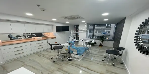 Von der Klinik bereitgestelltes Foto von Melodi Dental