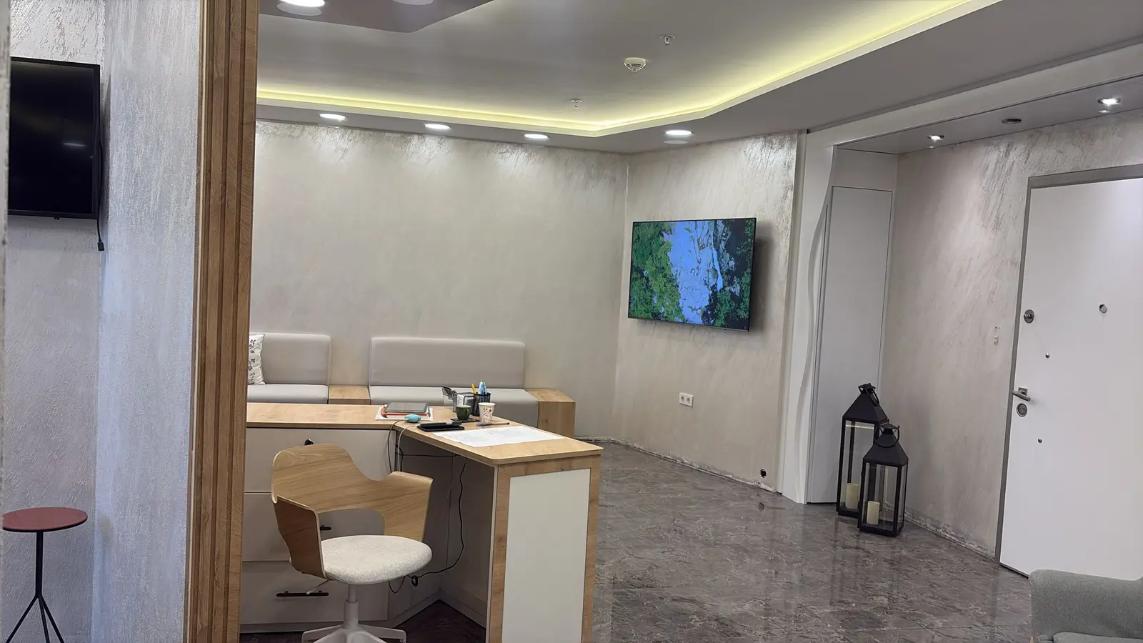 Clinic-provided photograph of Dr Hande Arda