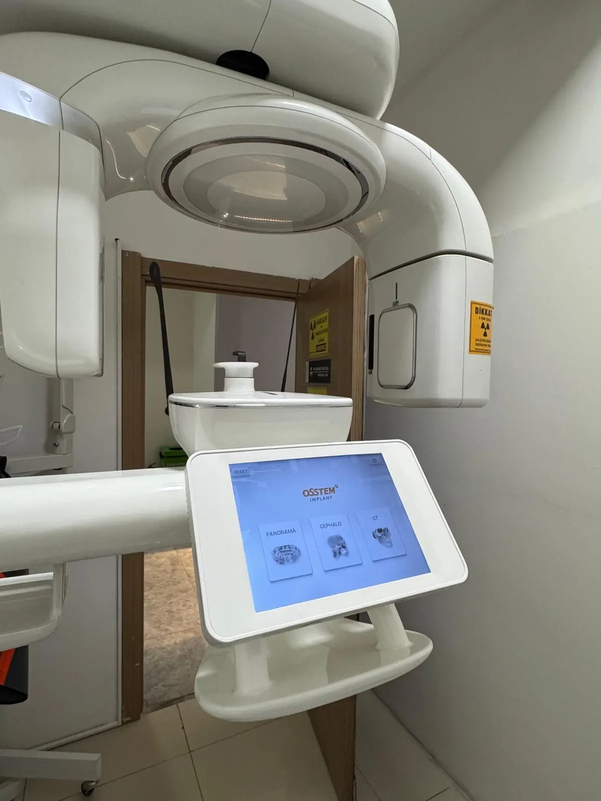Clinic-provided photograph of Akva Dental Clinic