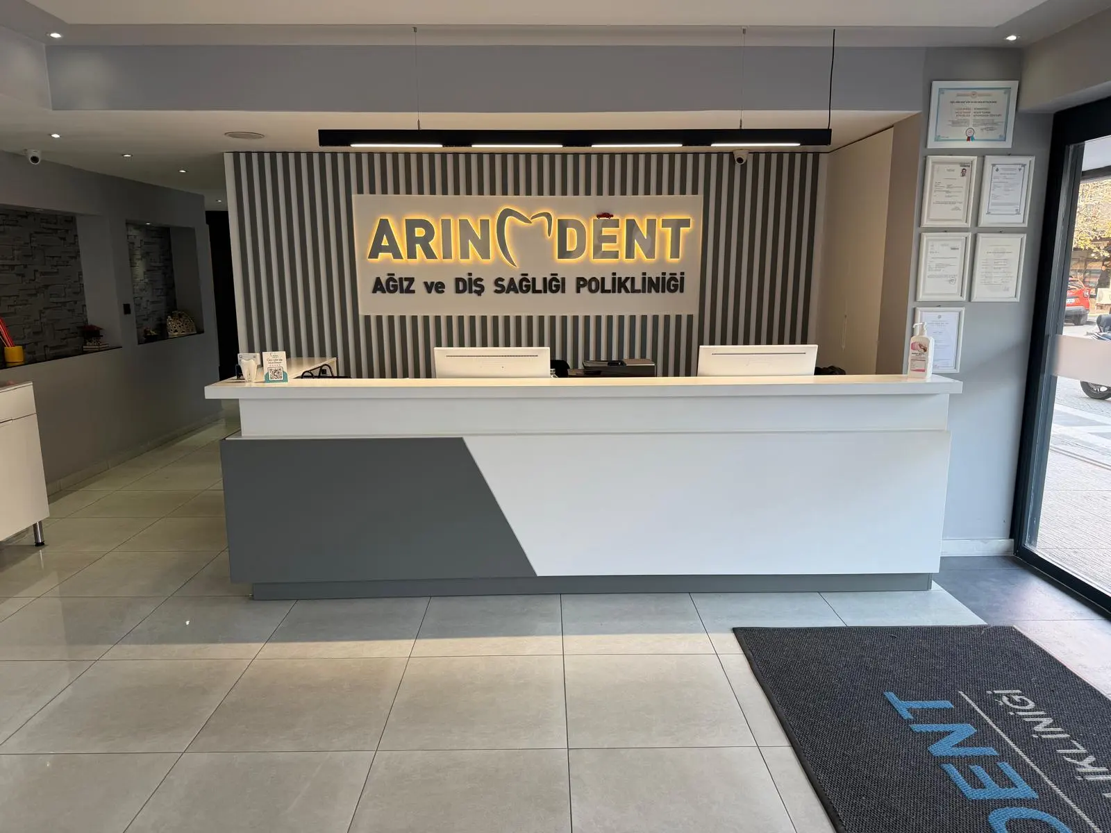 Von der Klinik bereitgestelltes Foto von Arın Dent
