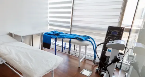 Clinic-provided photograph of Dr Esra Çabuk Cömert