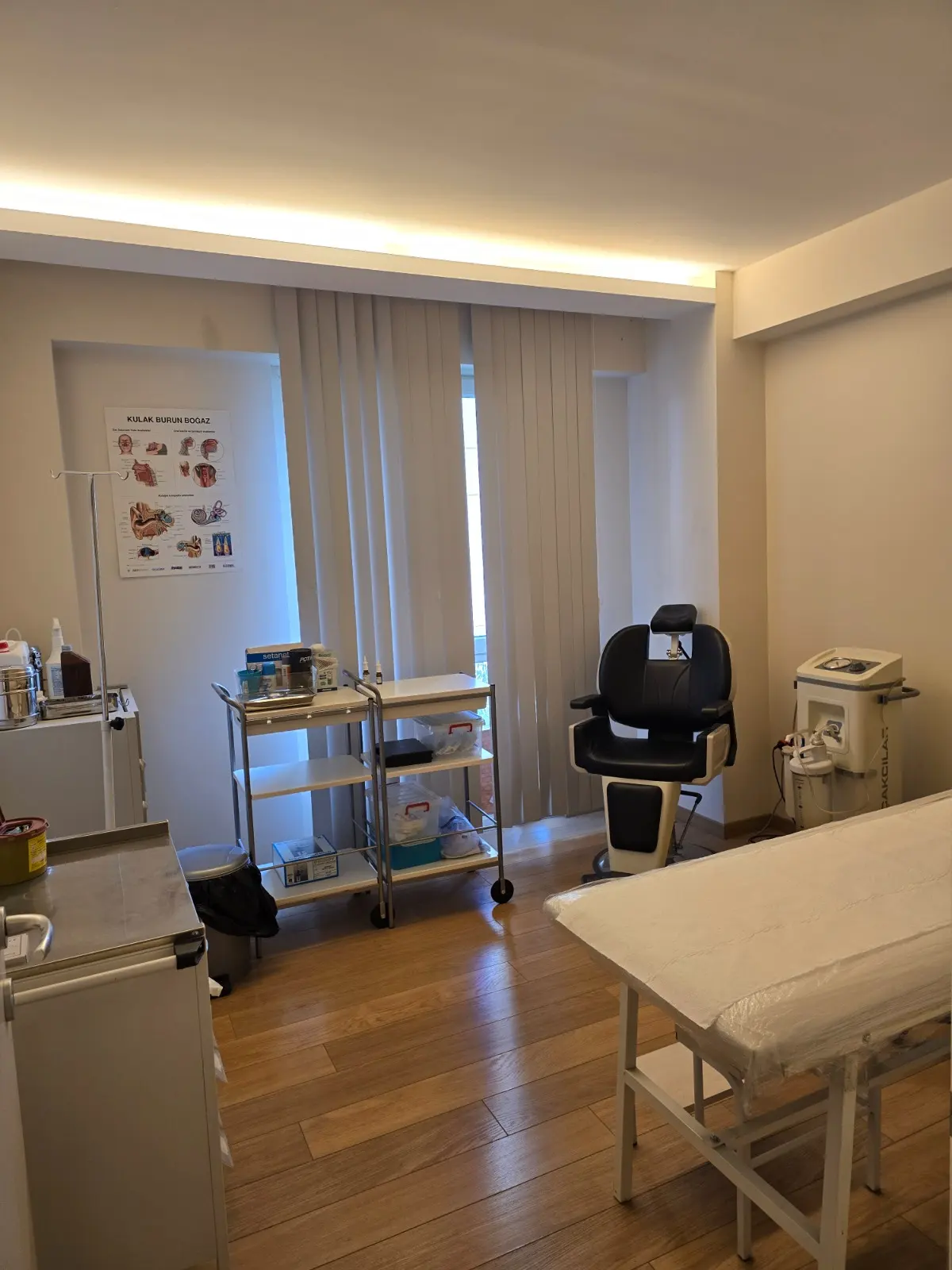 Clinic-provided photograph of Dr Göktuğ Saraydaroğlu
