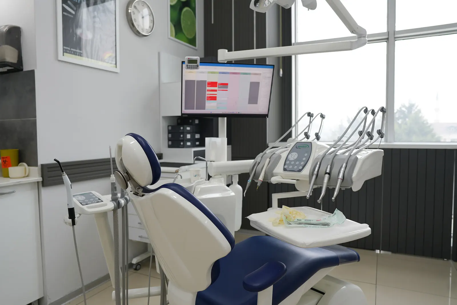 Clinic-provided photograph of 212 Dental Clinic