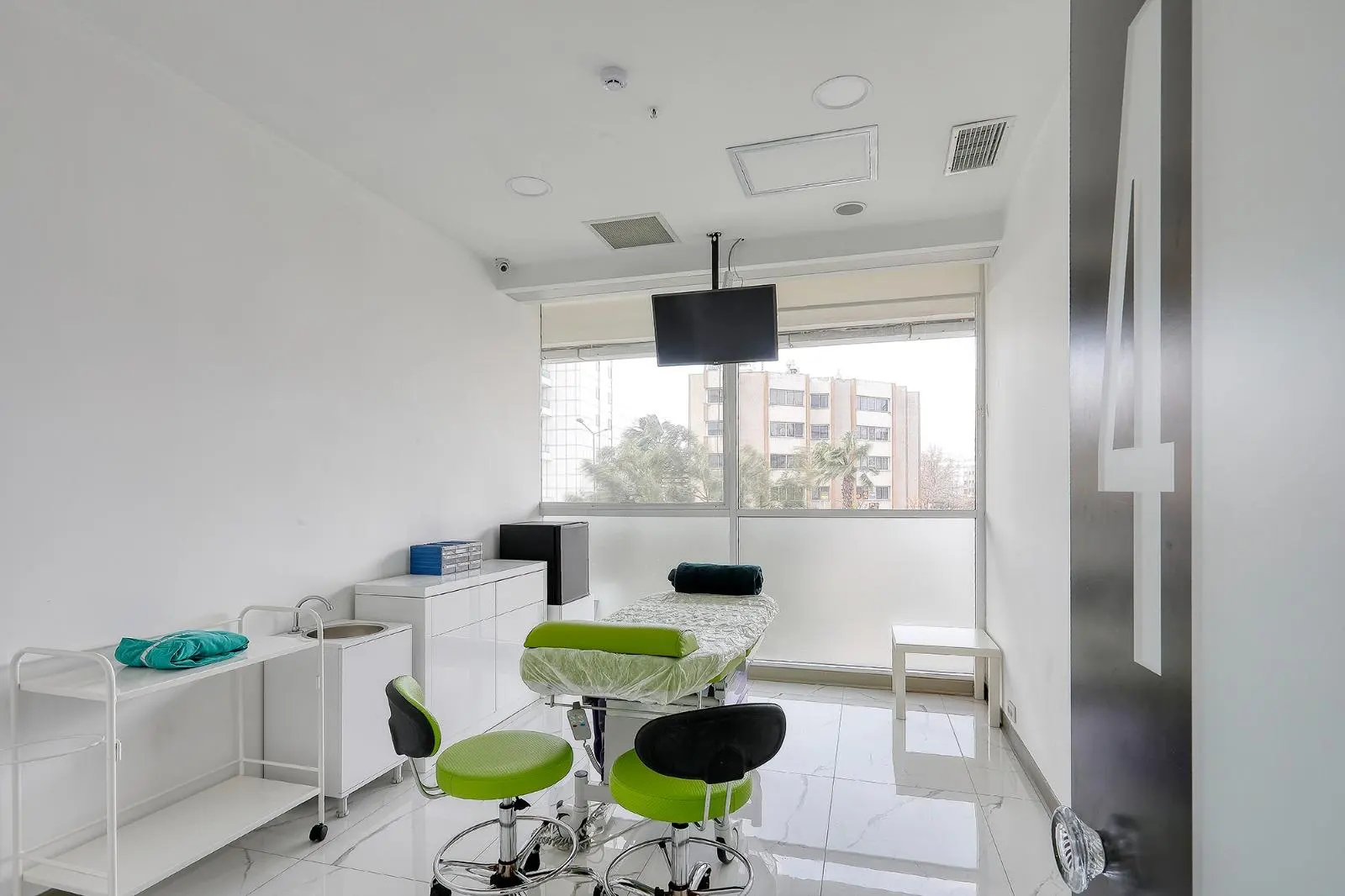 Von der Klinik bereitgestelltes Foto von Clinichair Hair Transplant Center