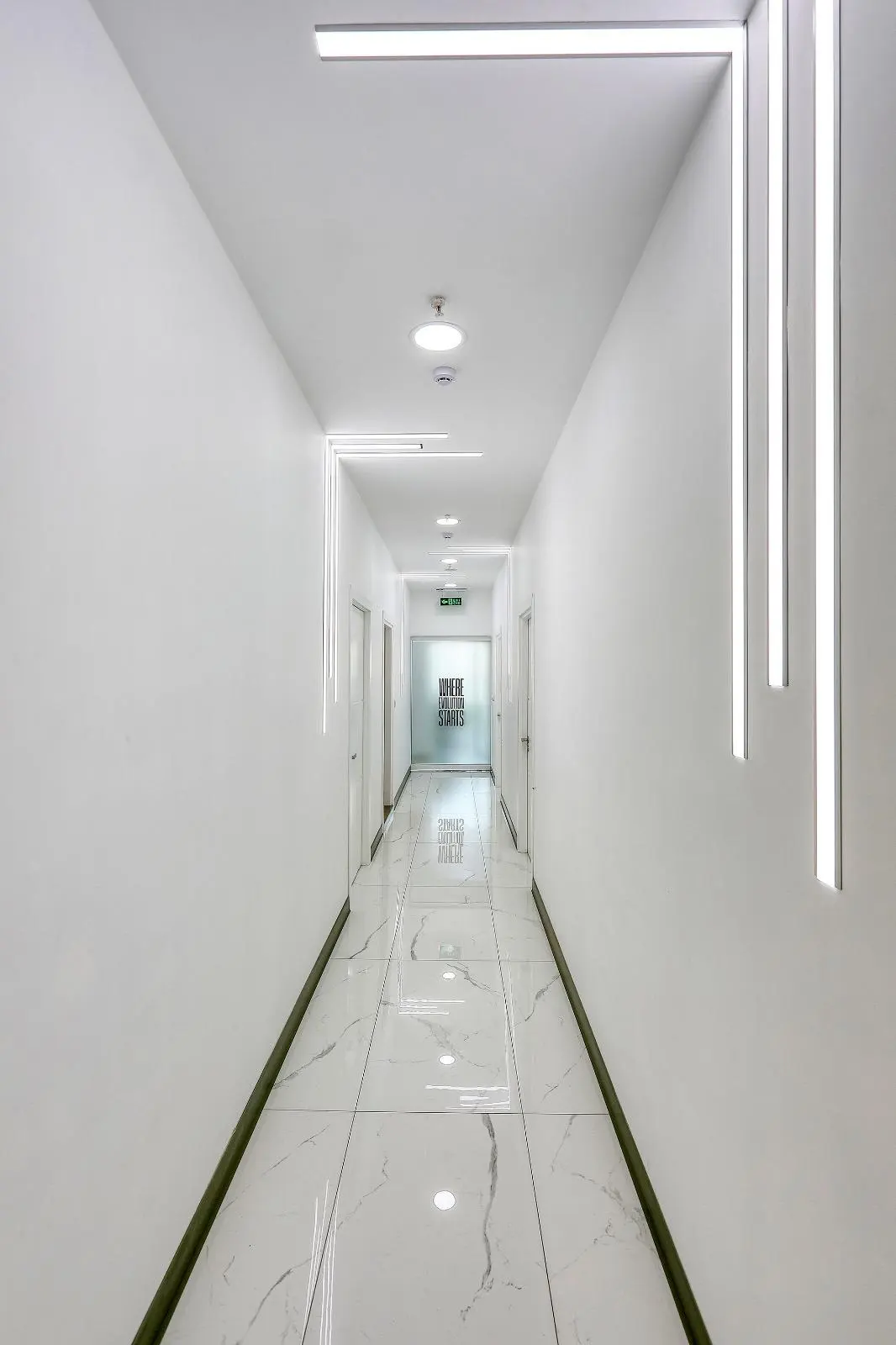Von der Klinik bereitgestelltes Foto von Clinichair Hair Transplant Center