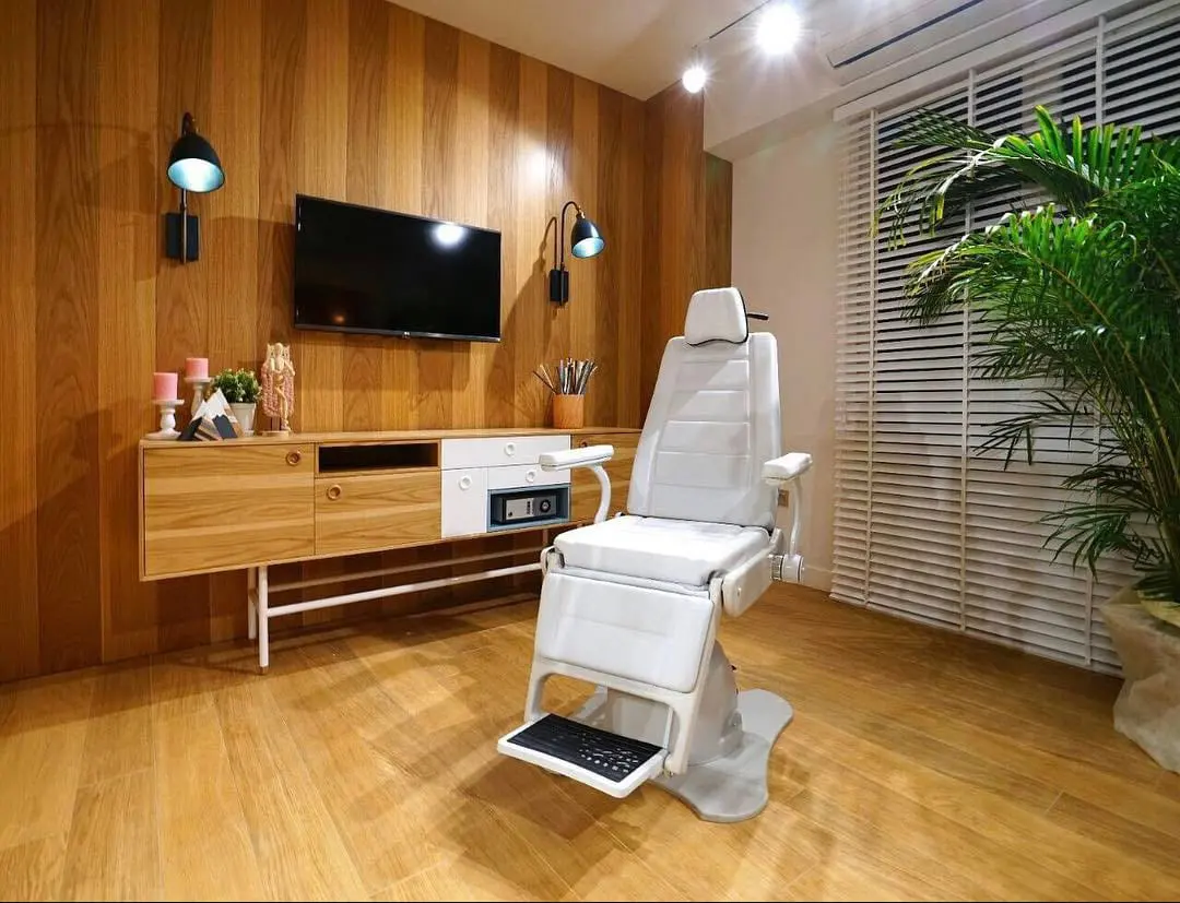 Clinic-provided photograph of Dr Murat Ceran