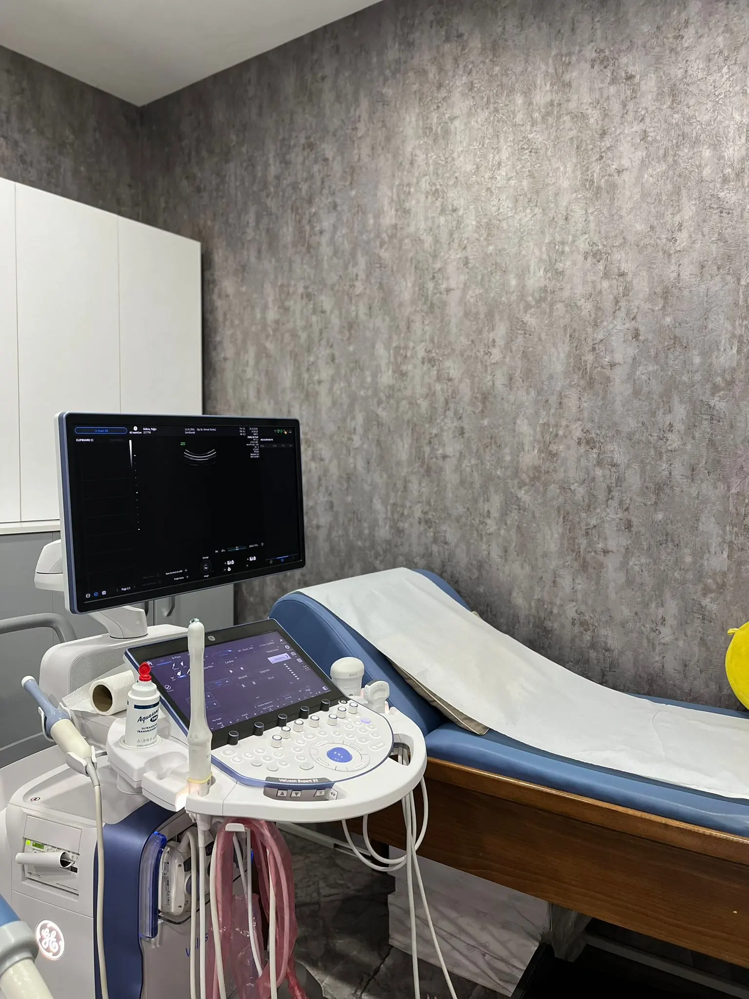 Clinic-provided photograph of Dr Ahmet Yılmaz