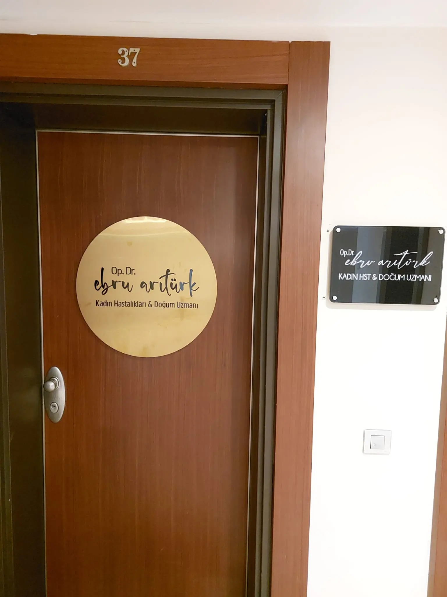 Von der Klinik bereitgestelltes Foto von Dr. Ebru Arıtürk
