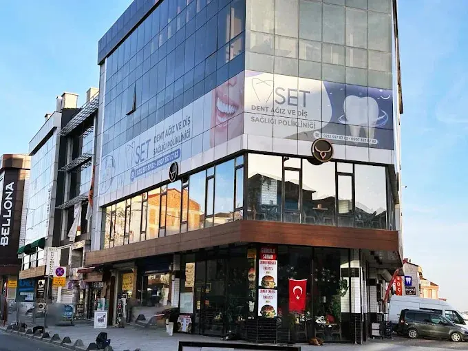 Clinic-provided photograph of Set Dental Clinic