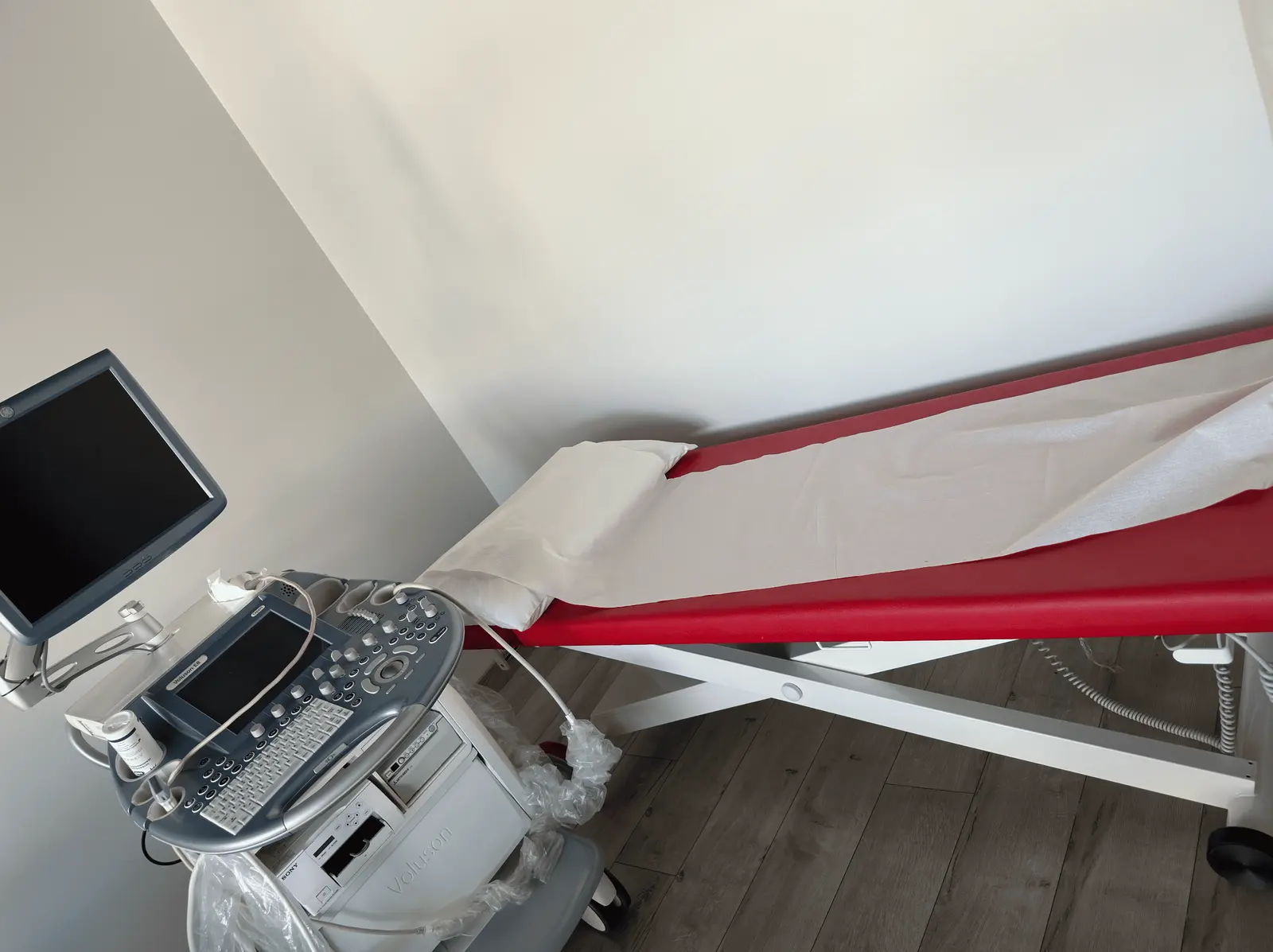 Clinic-provided photograph of Dr Ayşe Kavasoğlu Kaya