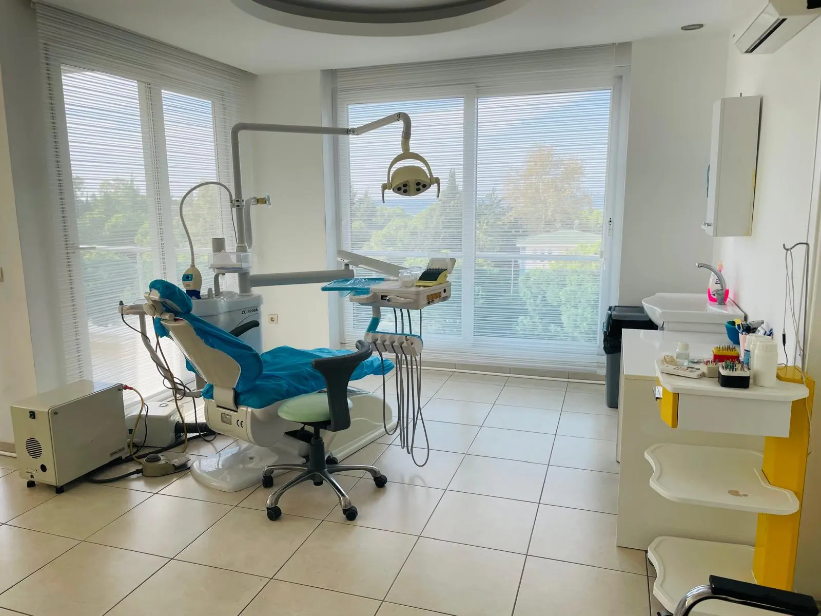 Clinic-provided photograph of Temel Dental