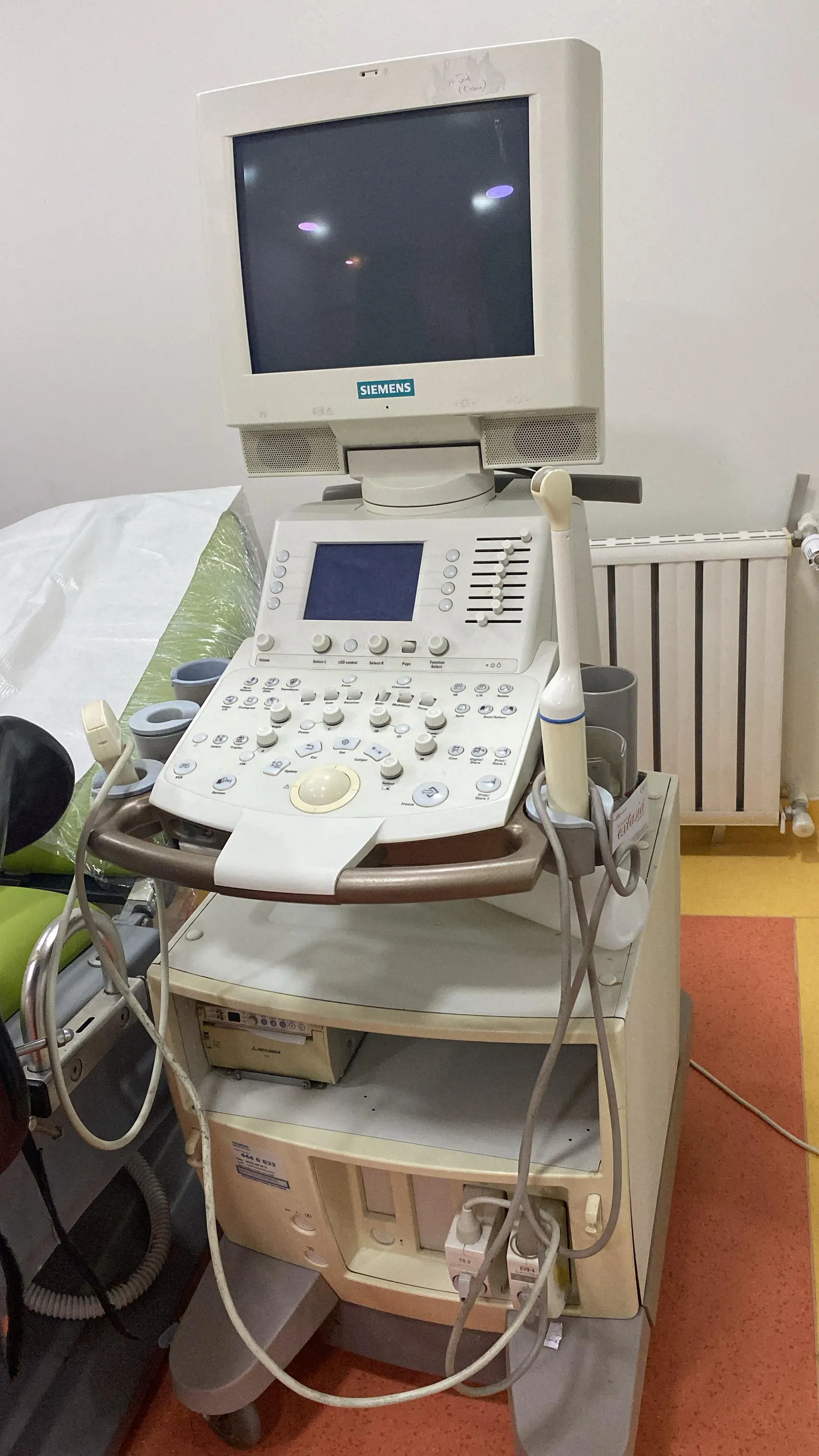 Clinic-provided photograph of Dr Şadi Özdemir