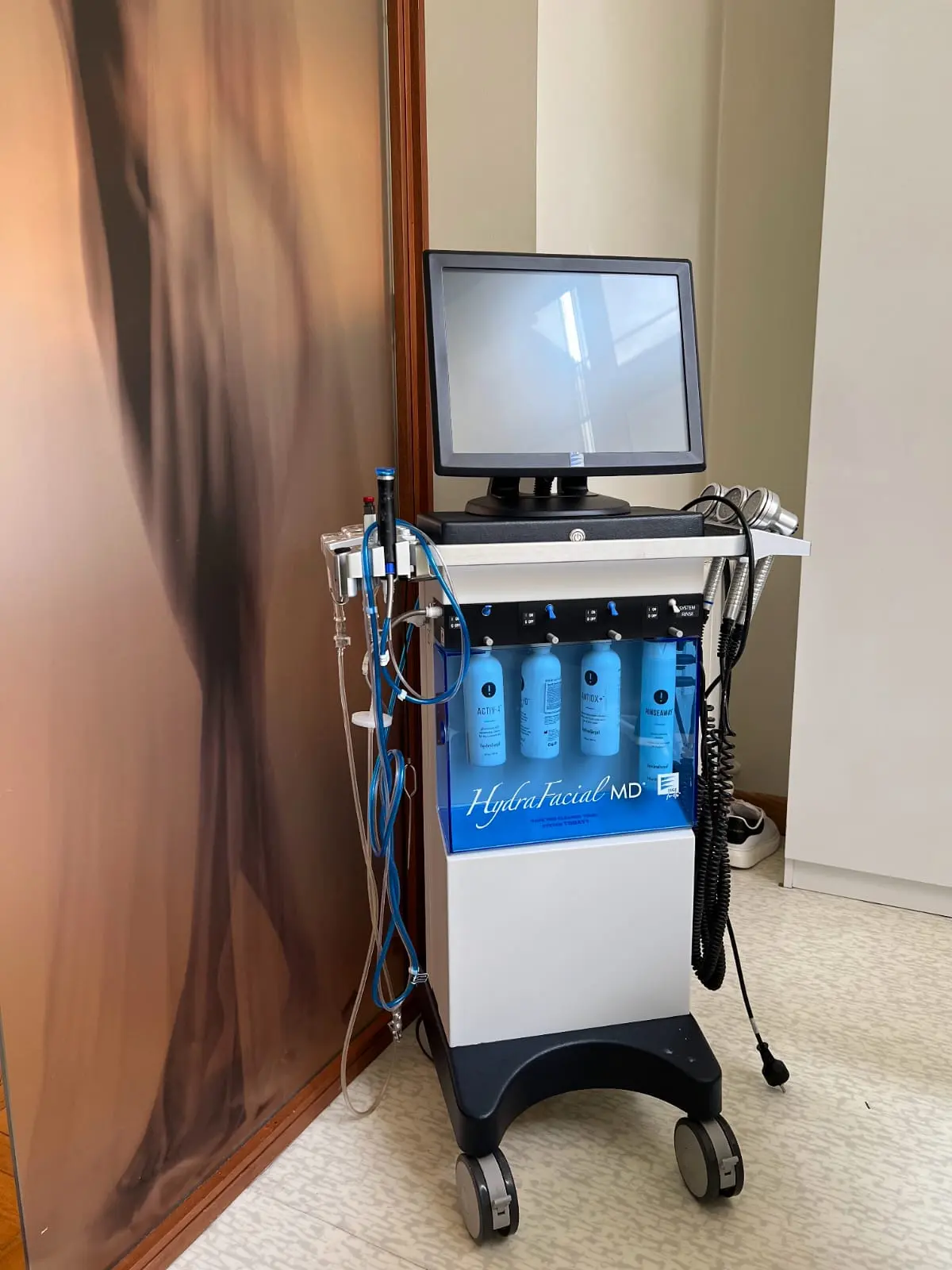 Clinic-provided photograph of Dr Berker Büyükgüral