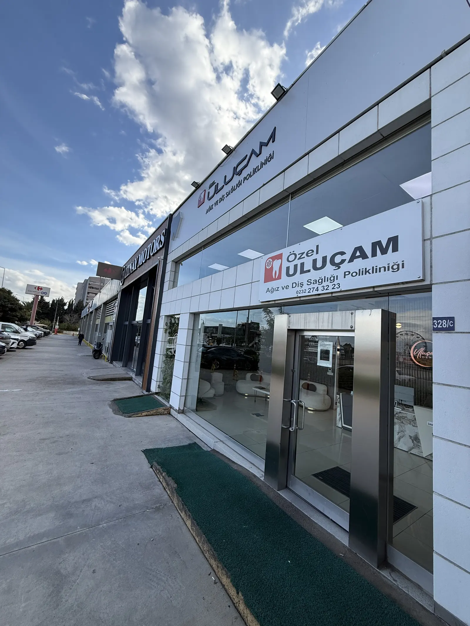 Von der Klinik bereitgestelltes Foto von Uluçam Zahnklinik