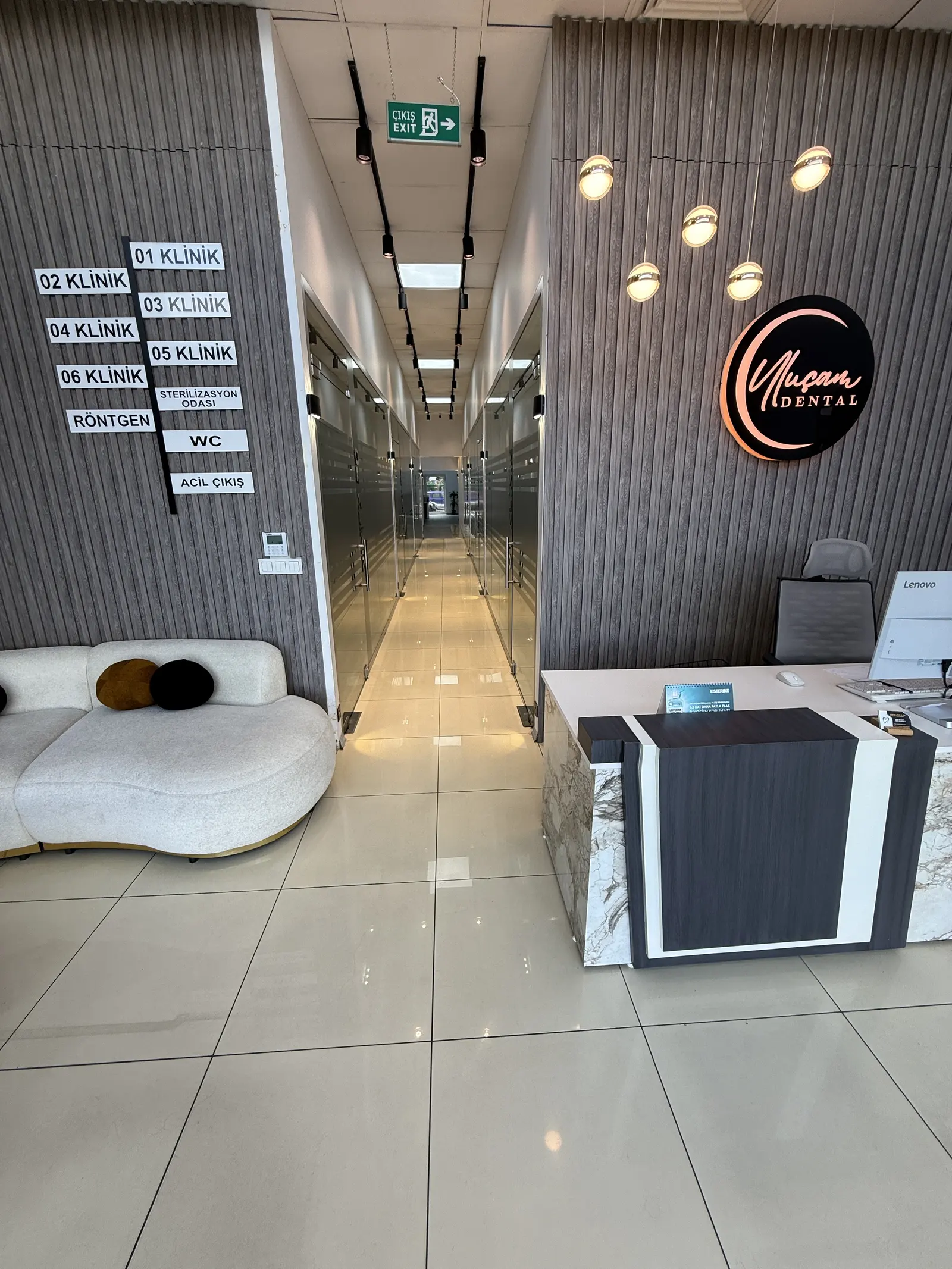 Von der Klinik bereitgestelltes Foto von Uluçam Zahnklinik