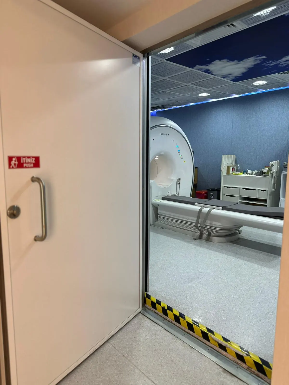 Clinic-provided photograph of Sonomed Ataşehir Radiology Centre