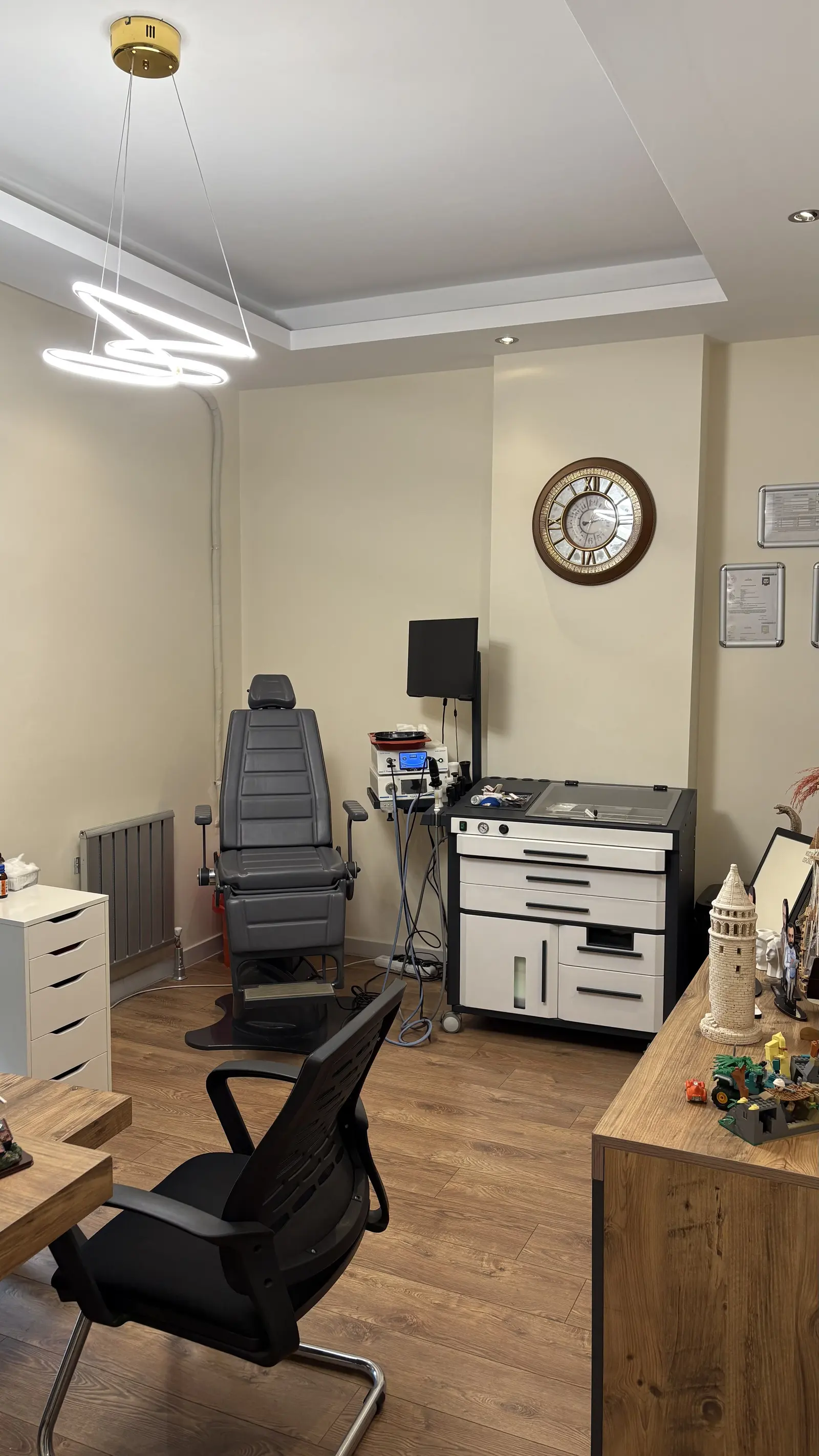 Von der Klinik bereitgestelltes Foto von Dr. Servet Karaca