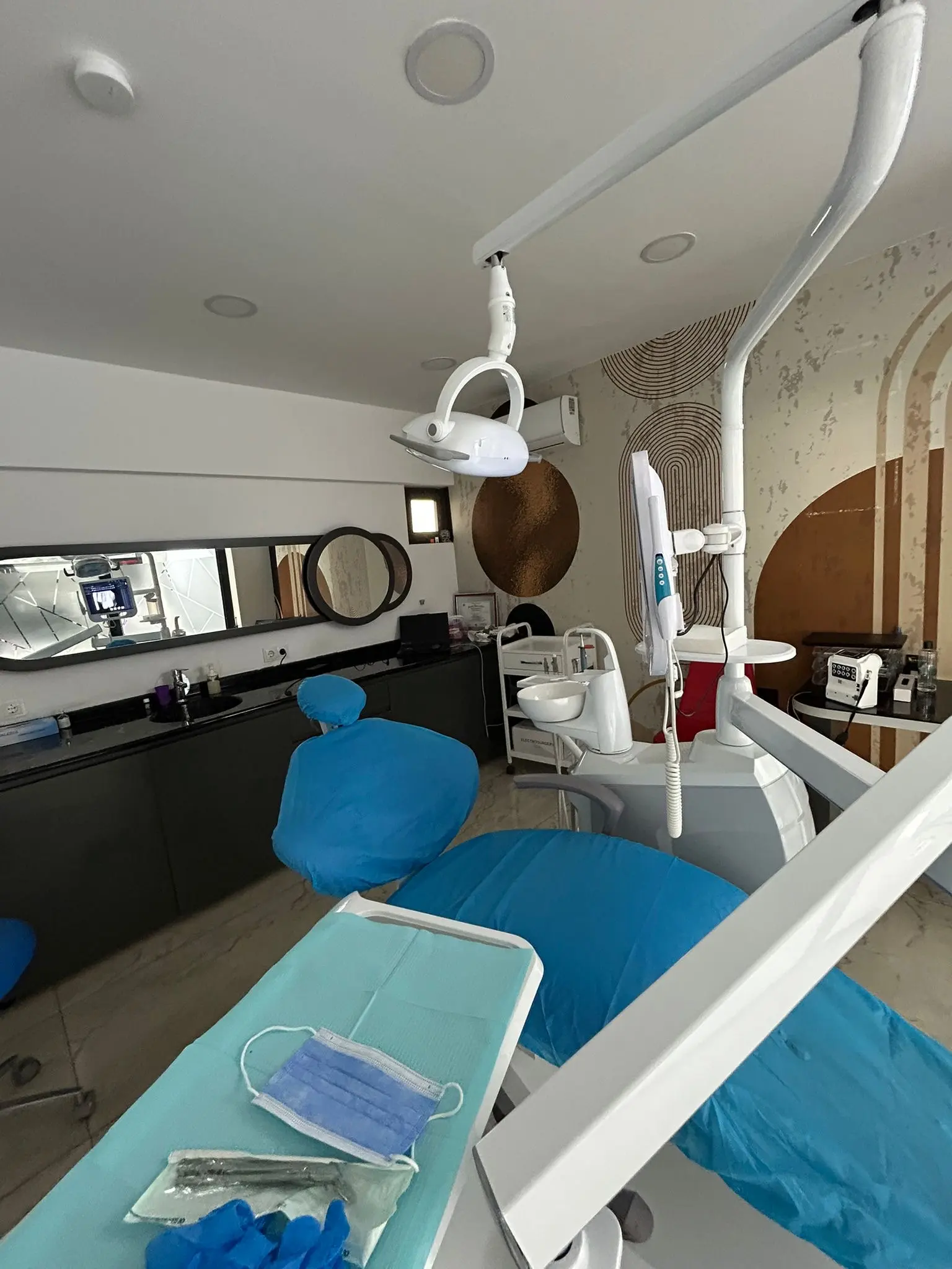 Clinic-provided photograph of Dr Doğukan İnceli