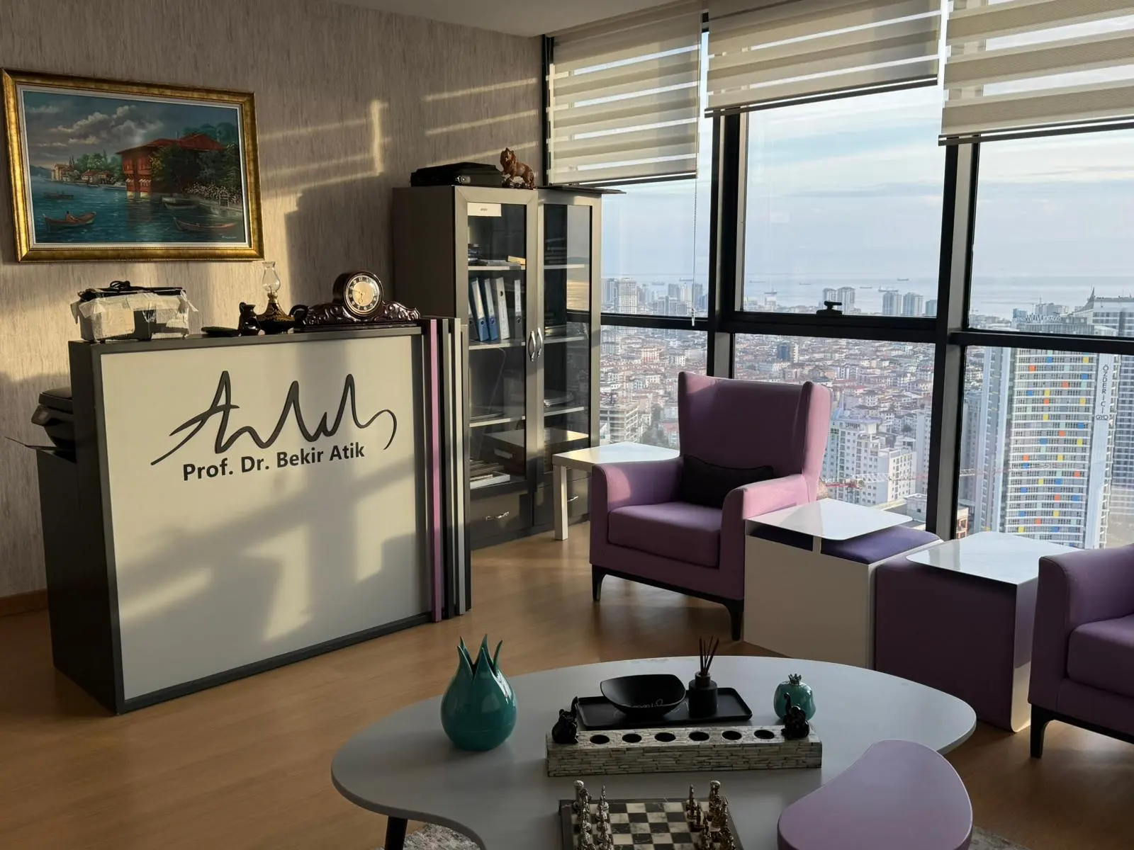Clinic-provided photograph of Prof. Dr Bekir Atik