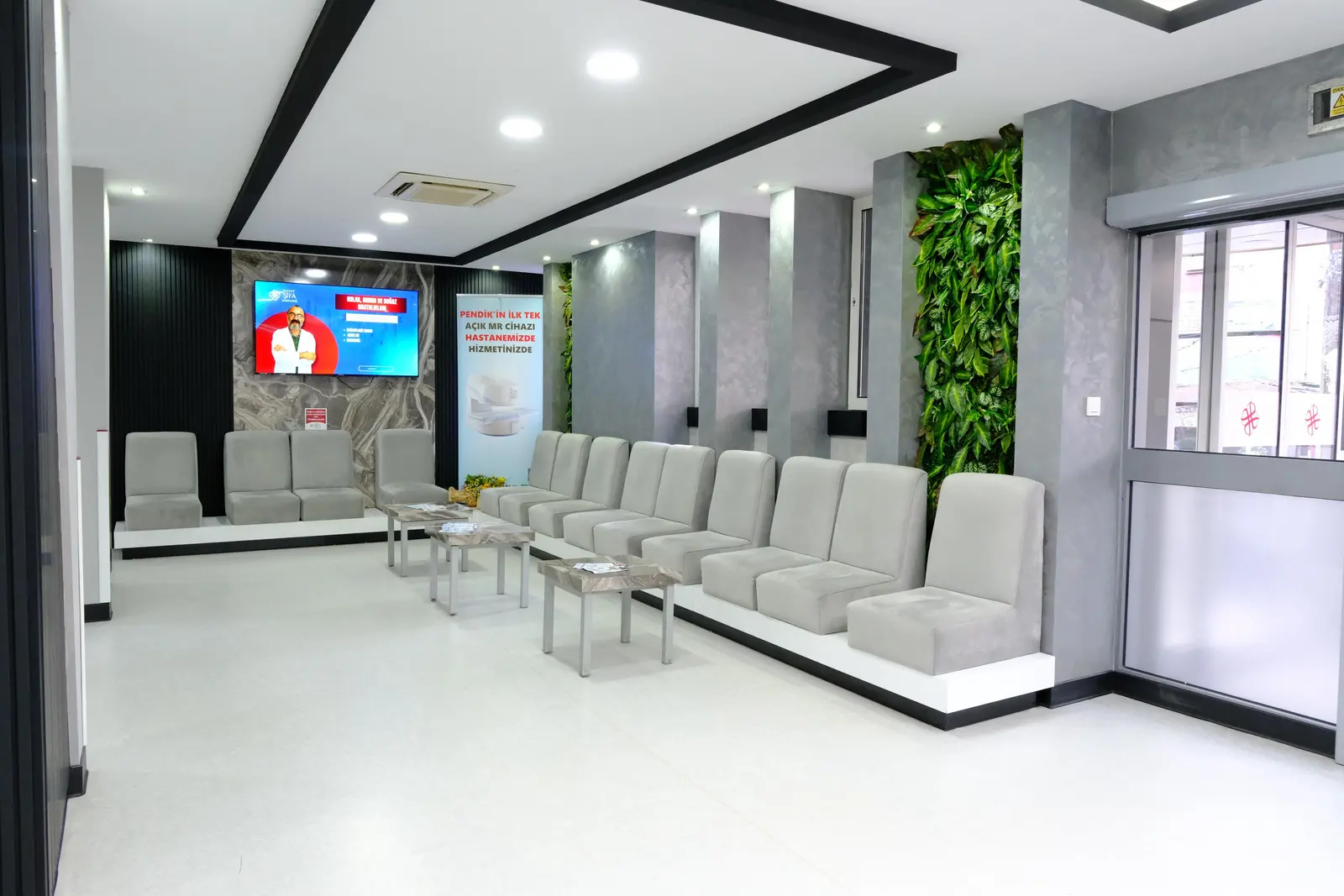 Clinic-provided photograph of Hayat Şifa Hospital