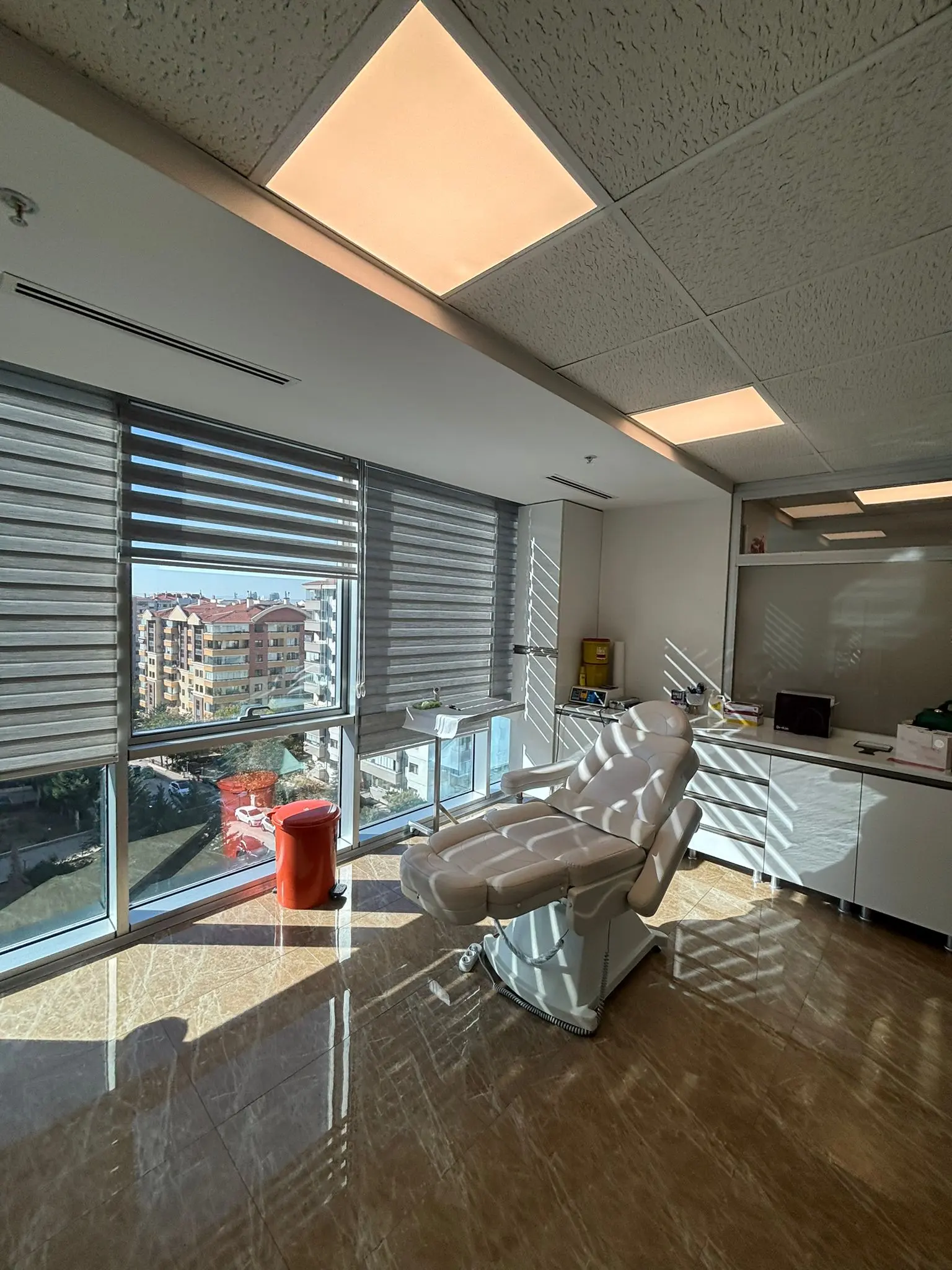 Clinic-provided photograph of Dr Yasin Öztürk