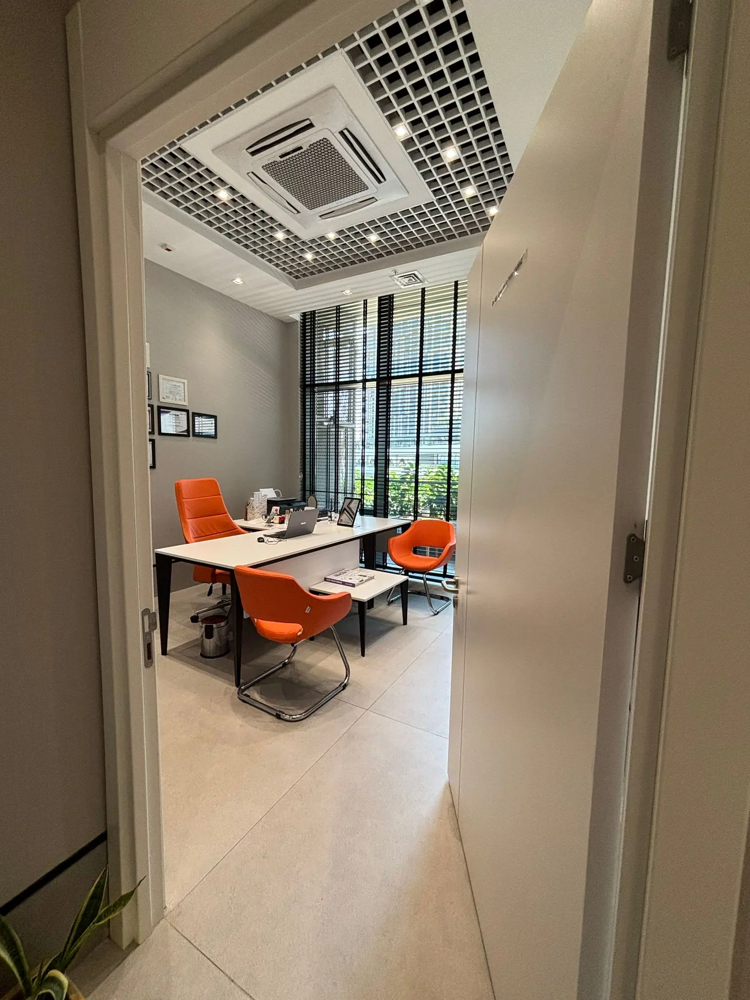Clinic-provided photograph of Dr Meriç Yıldız Yılmaz