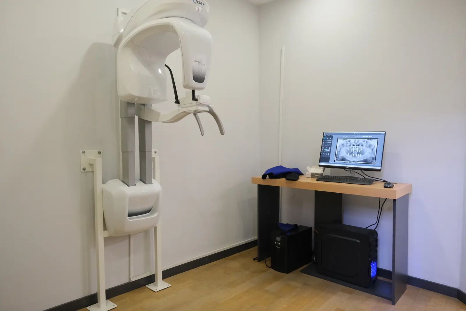 Clinic-provided photograph of Dr Yunus Emre Yavuz