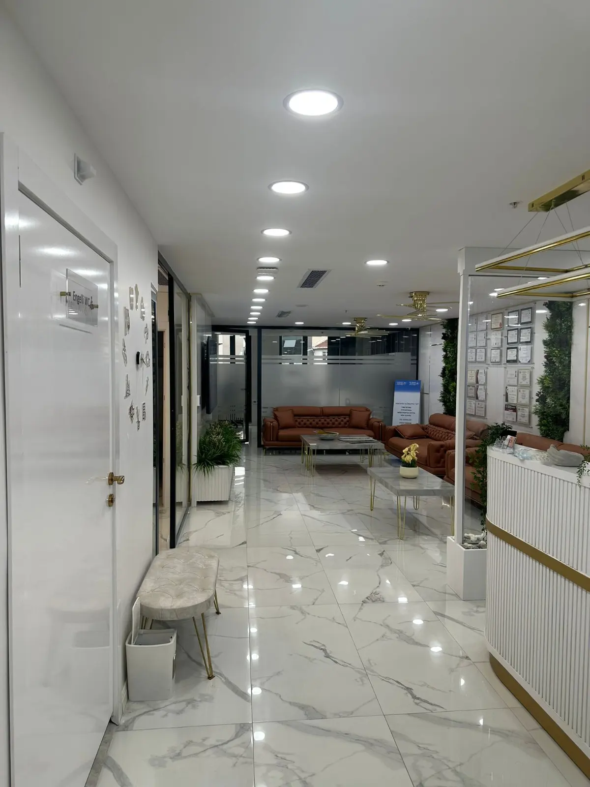 Clinic-provided photograph of Dr Burak Aydın