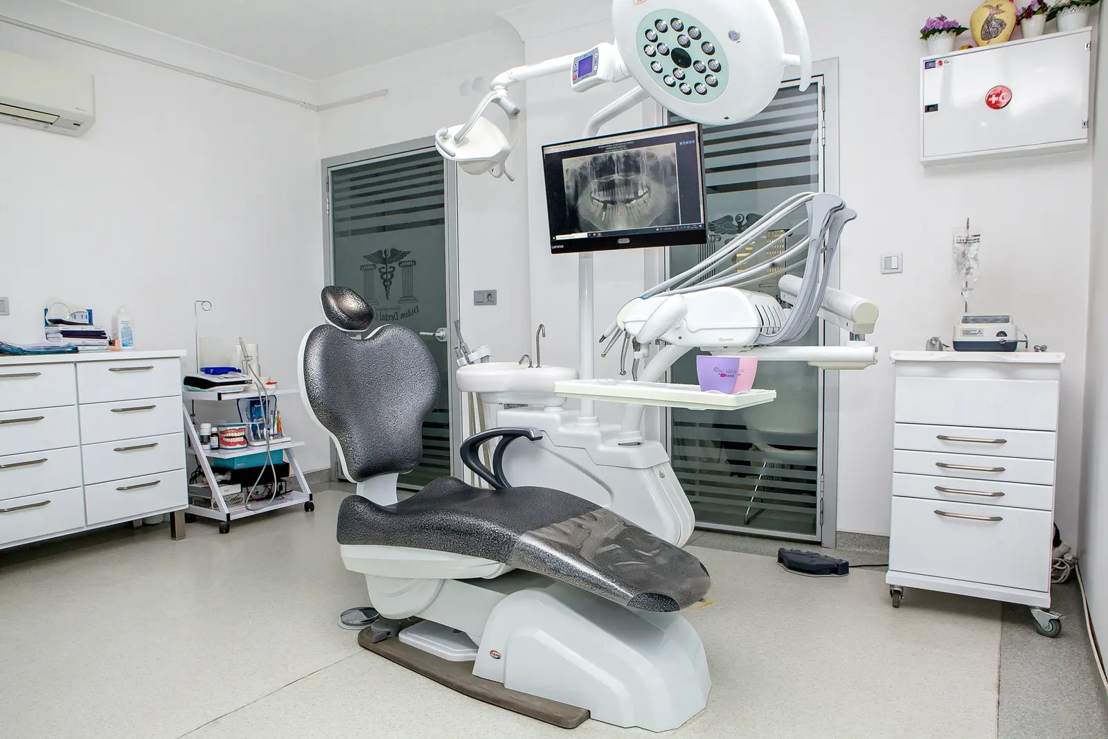 Von der Klinik bereitgestelltes Foto von International Didim Dental Center