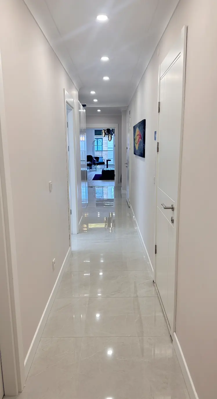 Clinic-provided photograph of Dr Özgür Esen Çetiner