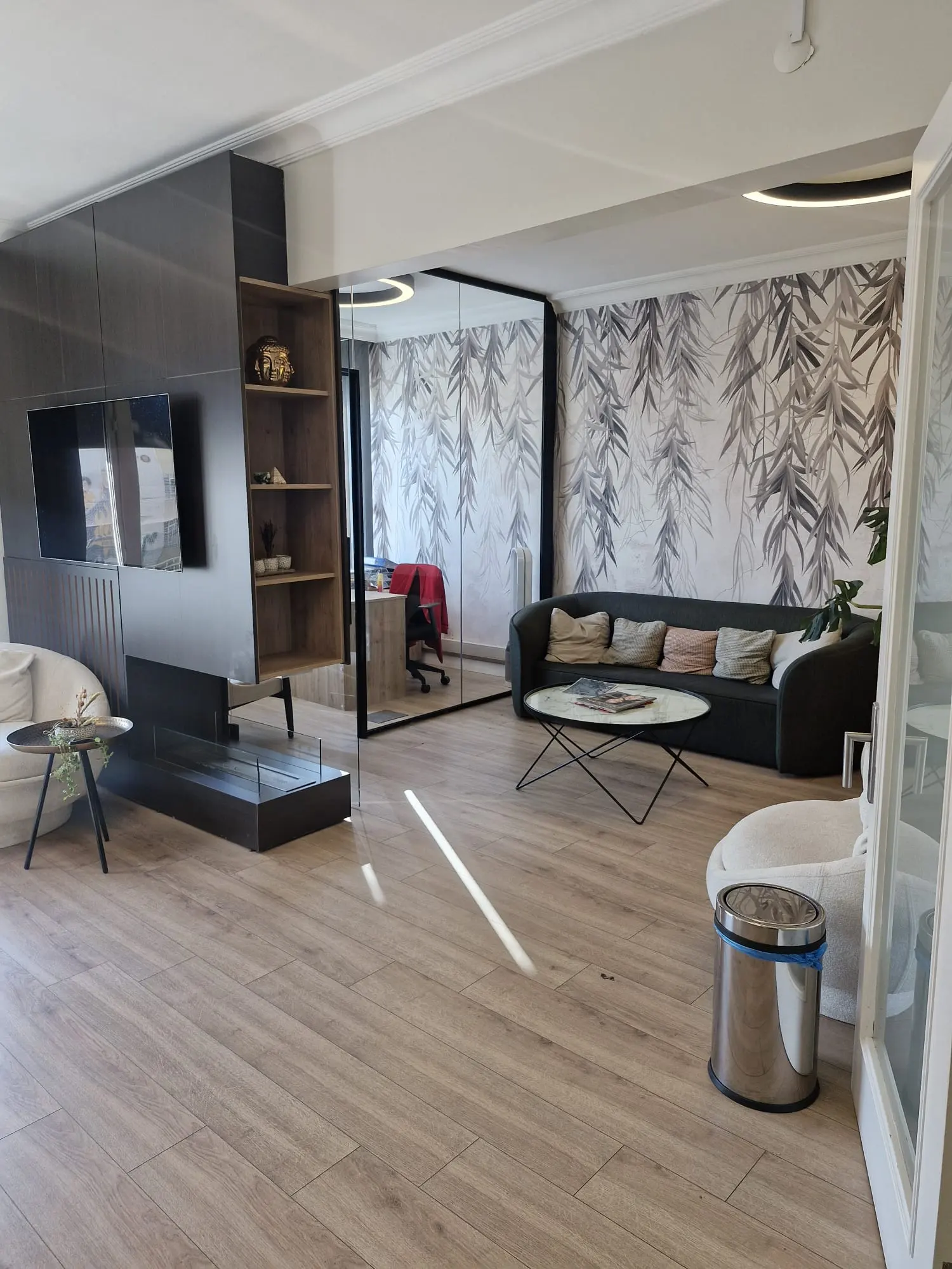 Clinic-provided photograph of Dr Bülent Çığşar