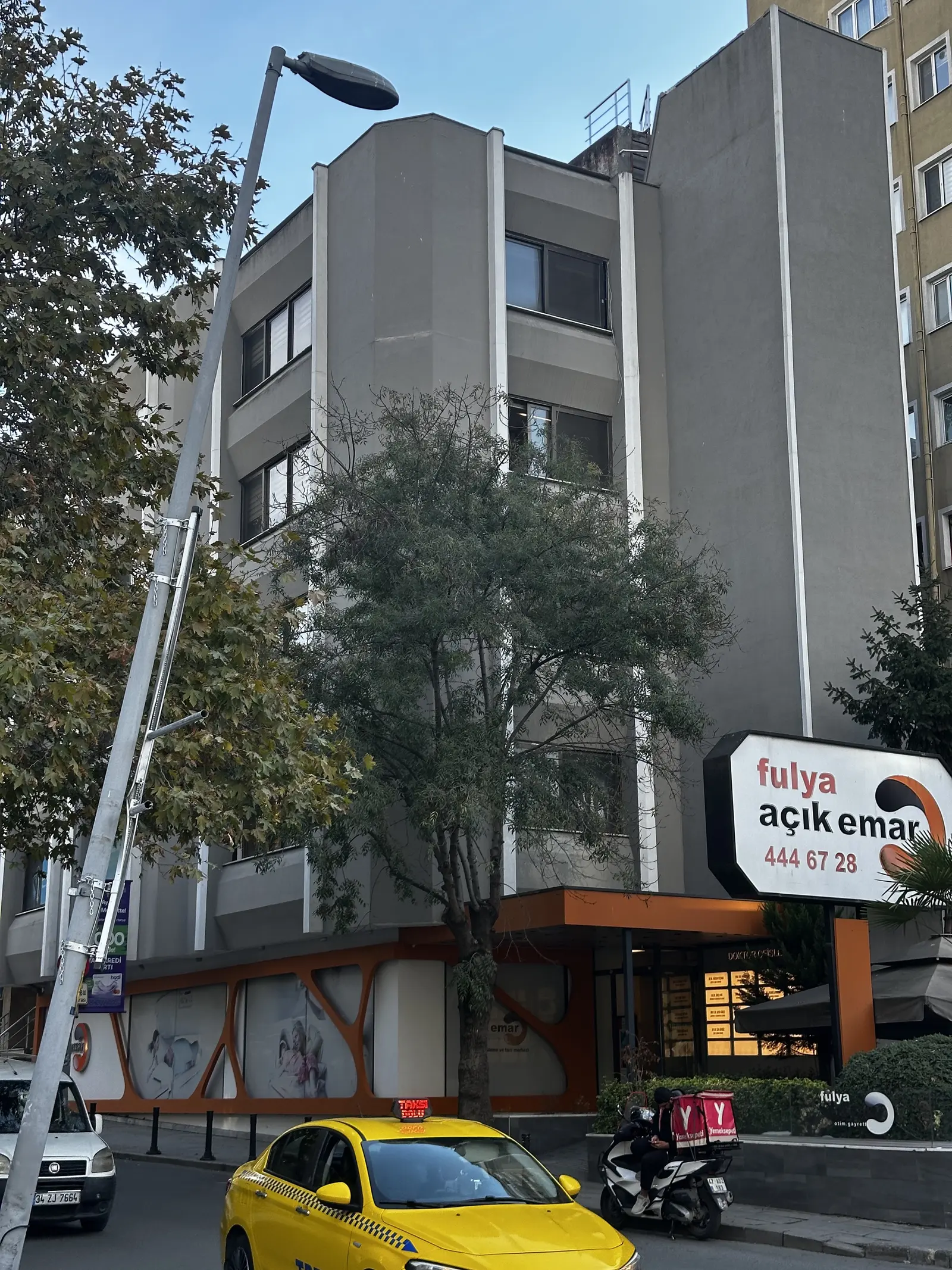 Von der Klinik bereitgestelltes Foto von Dr. Taner Bekmezci