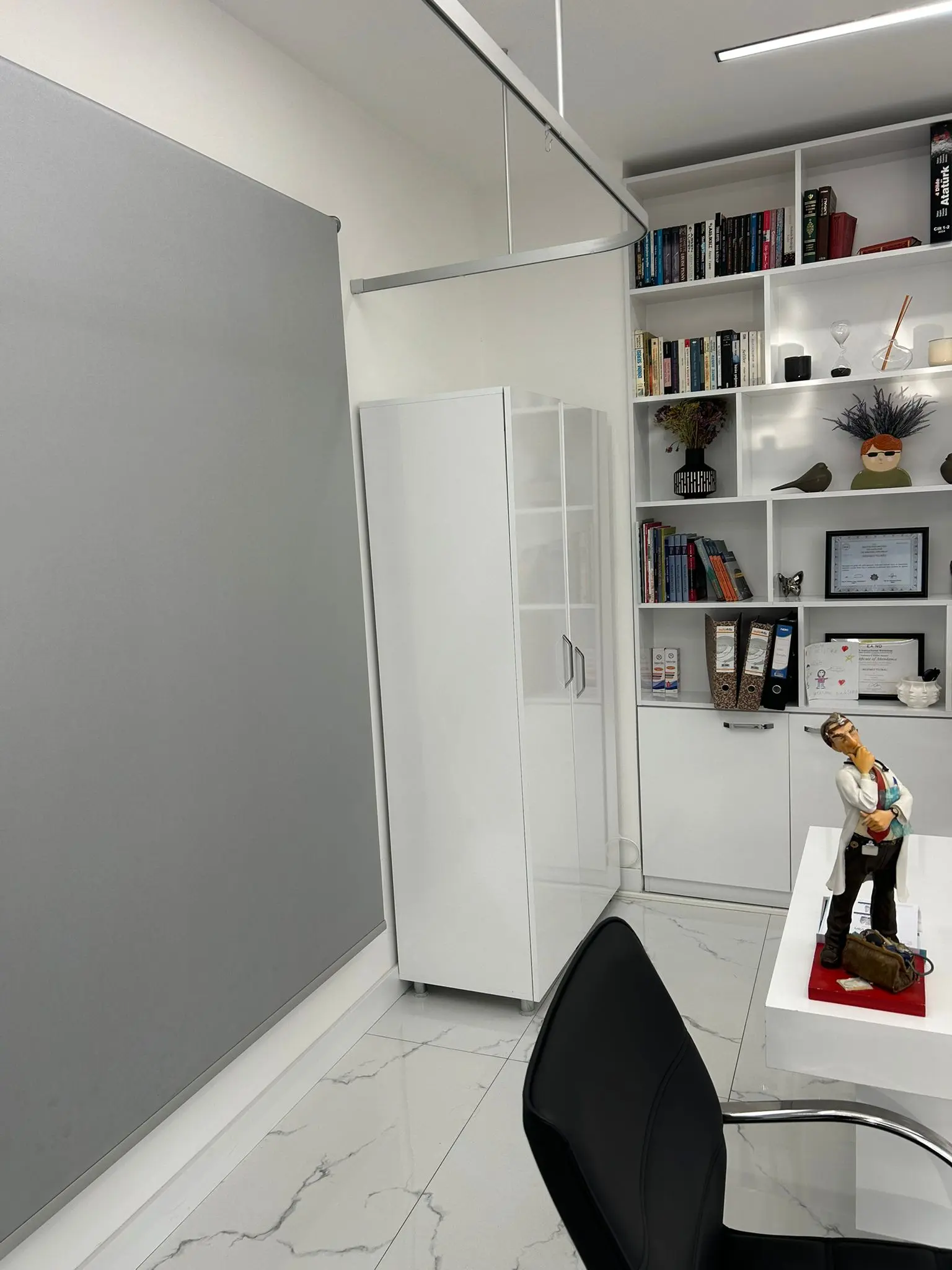 Clinic-provided photograph of Assoc. Prof. Dr Mehmet Yılmaz