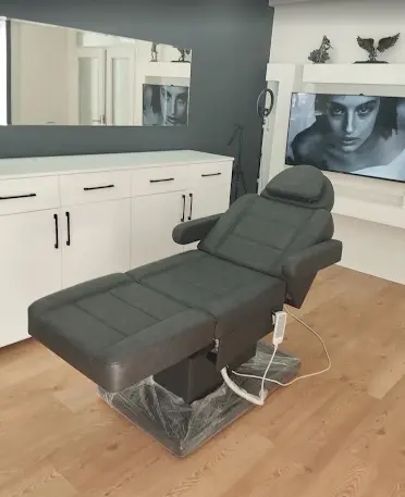 Von der Klinik bereitgestelltes Foto von Dr. Berkay Yüksel