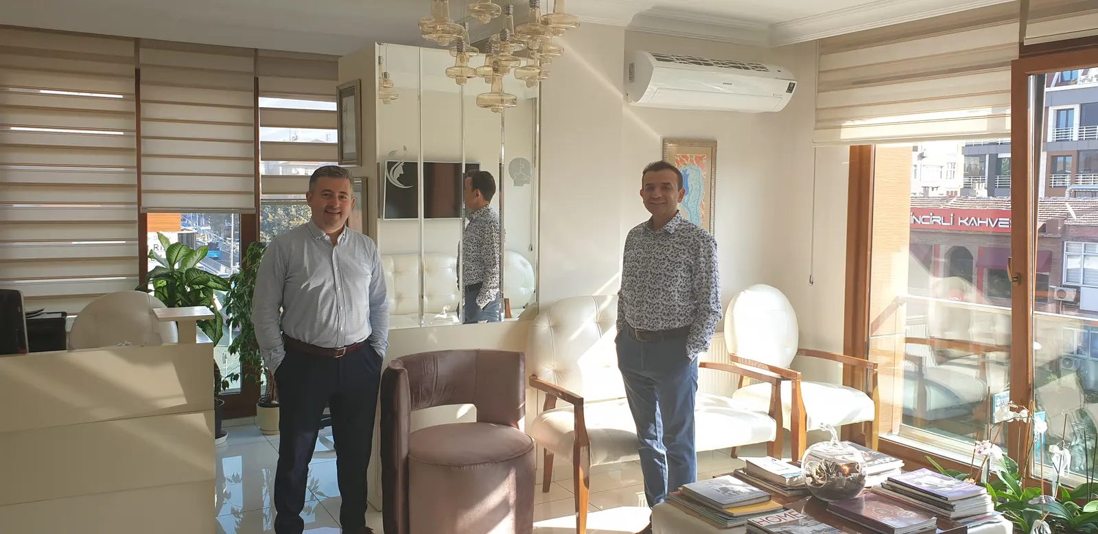 Clinic-provided photograph of Assoc. Prof. Dr Aret Çerçi Özkan