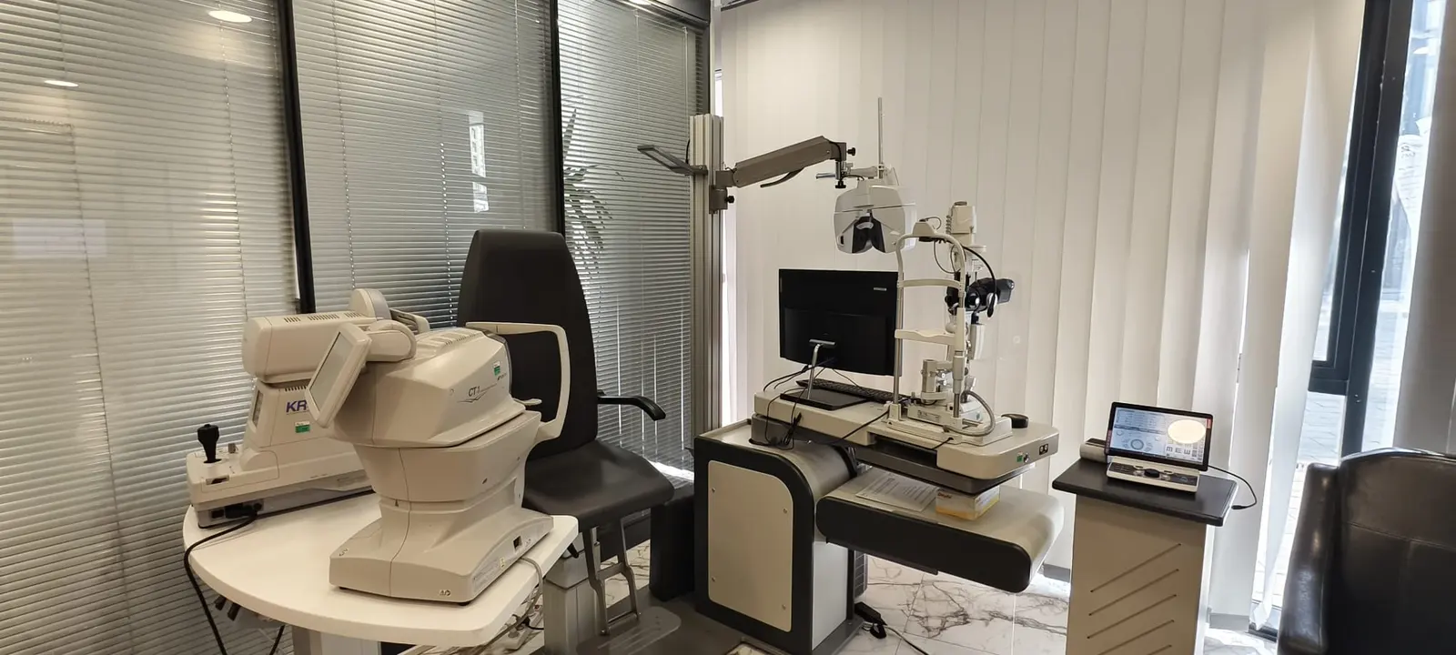 Clinic-provided photograph of Dr İlker Yalçın
