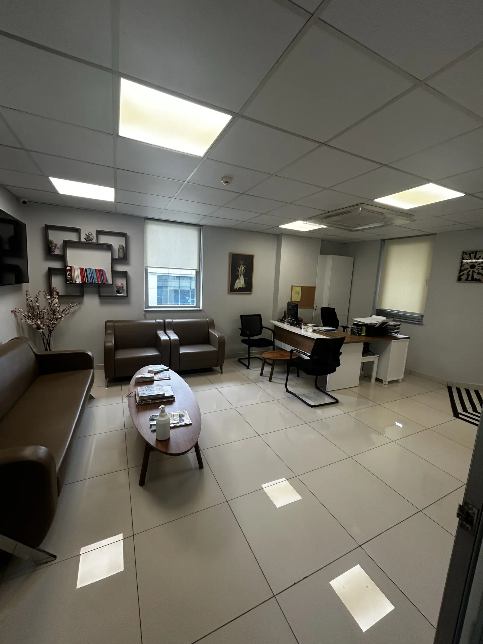Clinic-provided photograph of Prof. Dr Şenol Polat