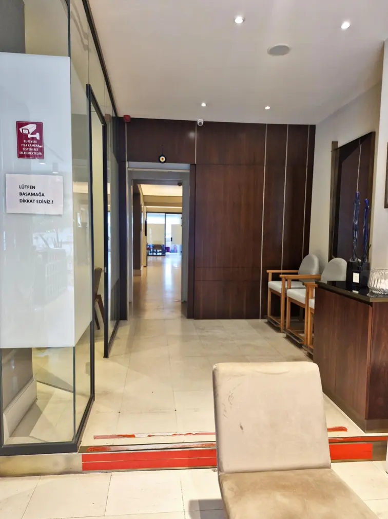 Clinic-provided photograph of Dr Melike Batukan